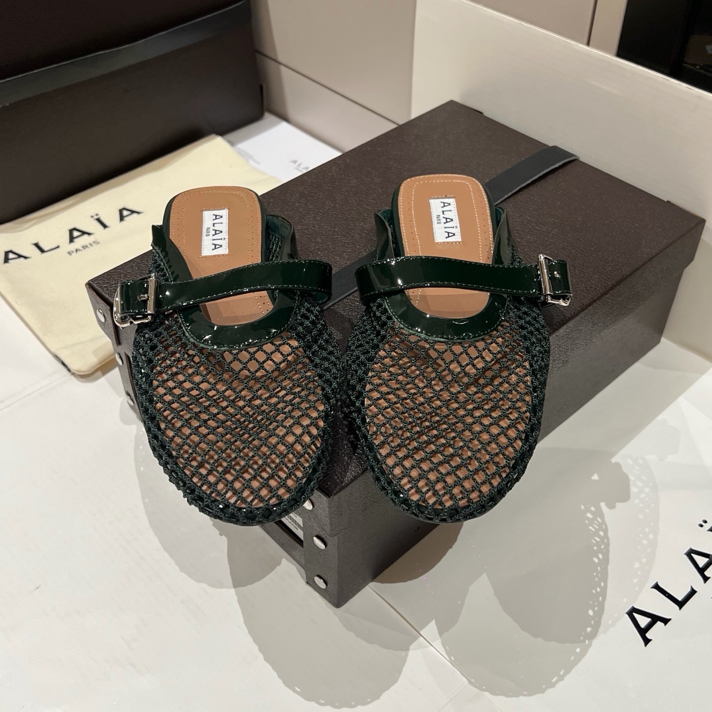 알라이아 플랫슈즈