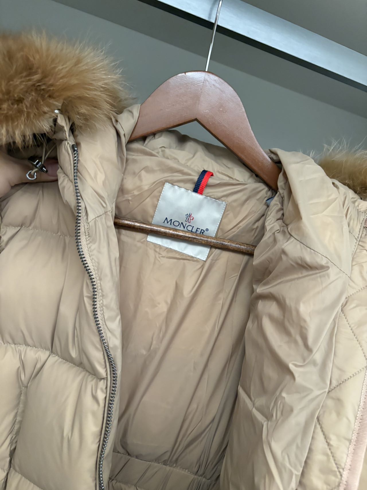 몽클레어 보에드 (화이트,블랙,브라운퍼)