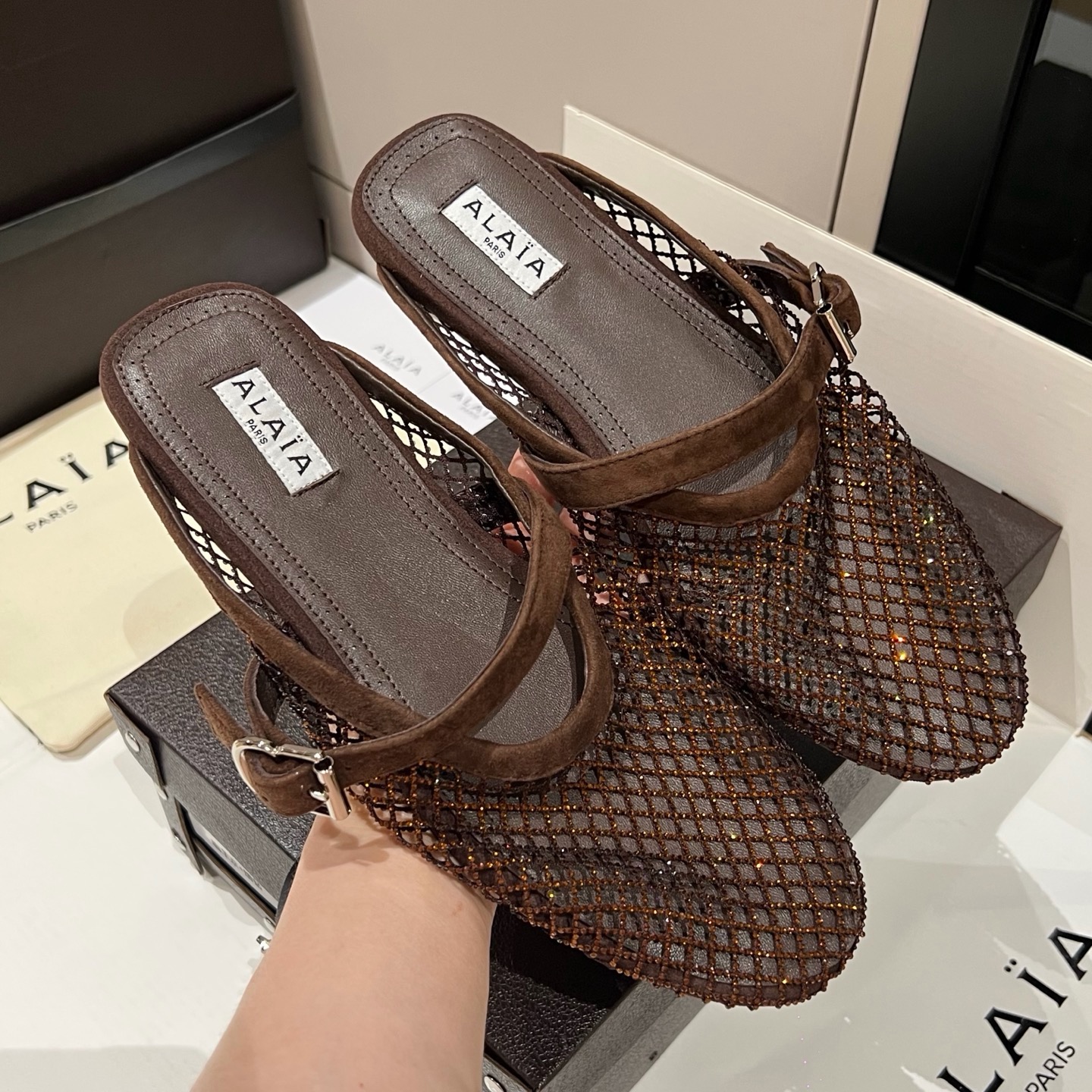 알라이아 플랫슈즈