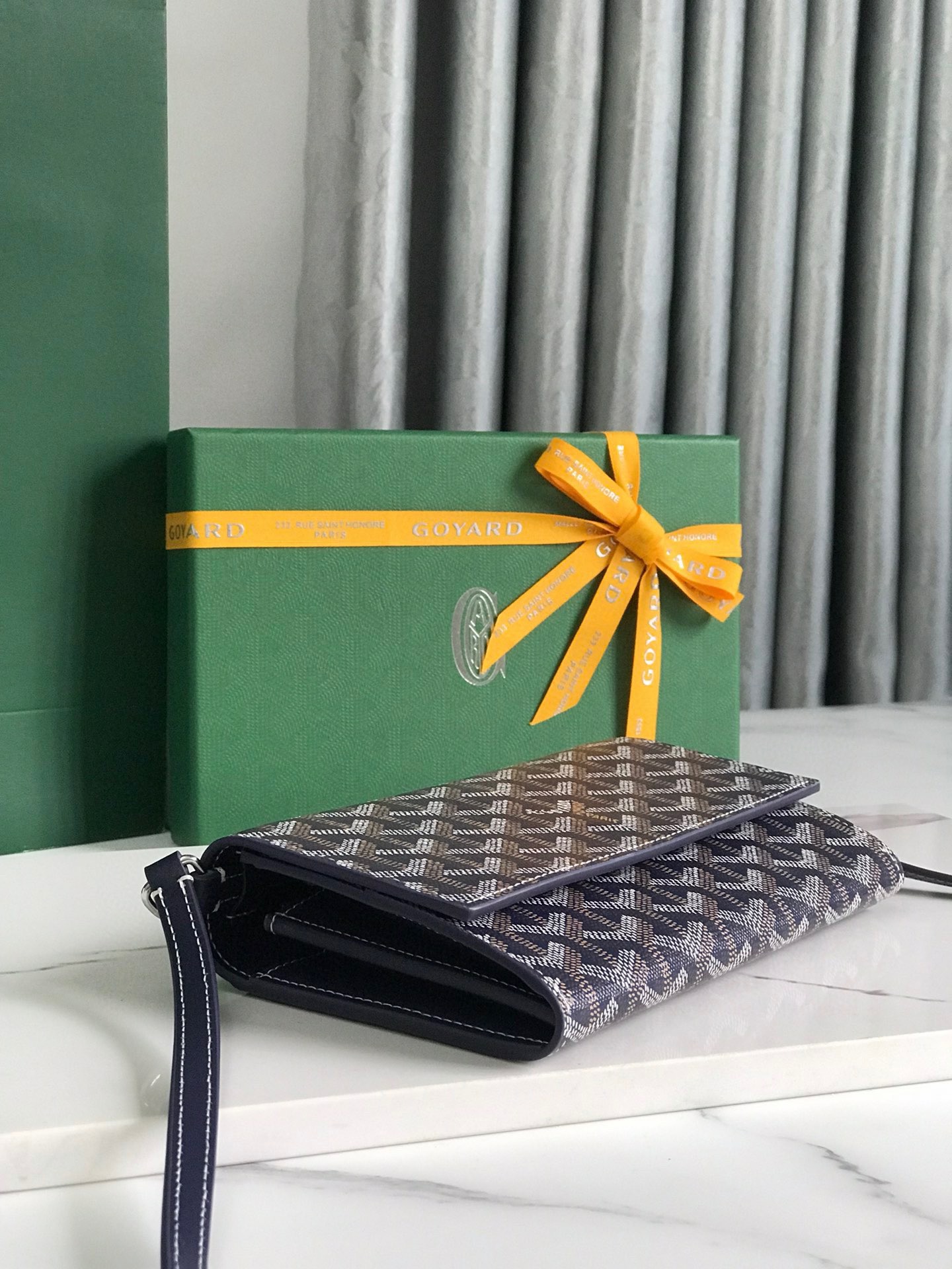 고야드 바렌 컨티넨탈 지갑