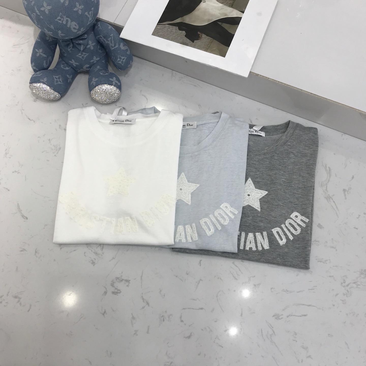 디올 티셔츠