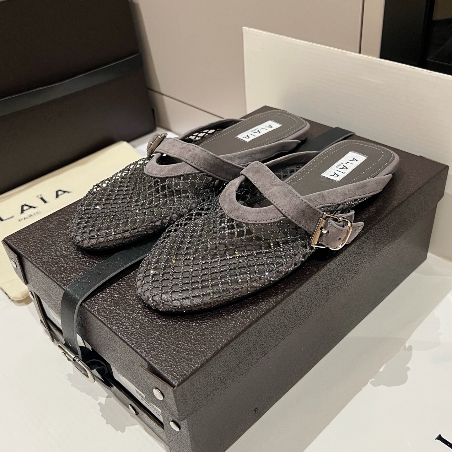 알라이아 플랫슈즈