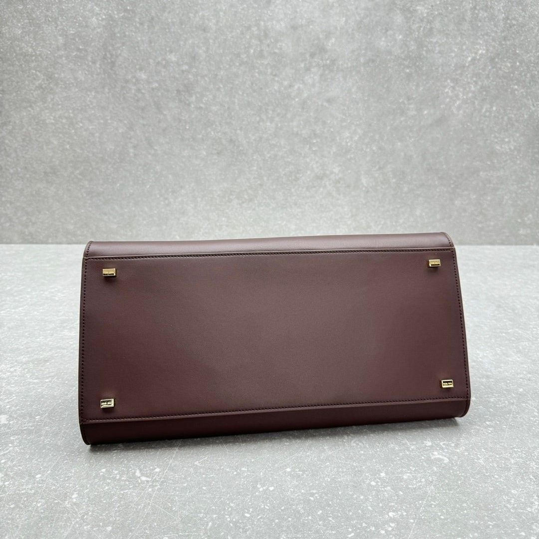 더로우 마고 벨트 토트백 39