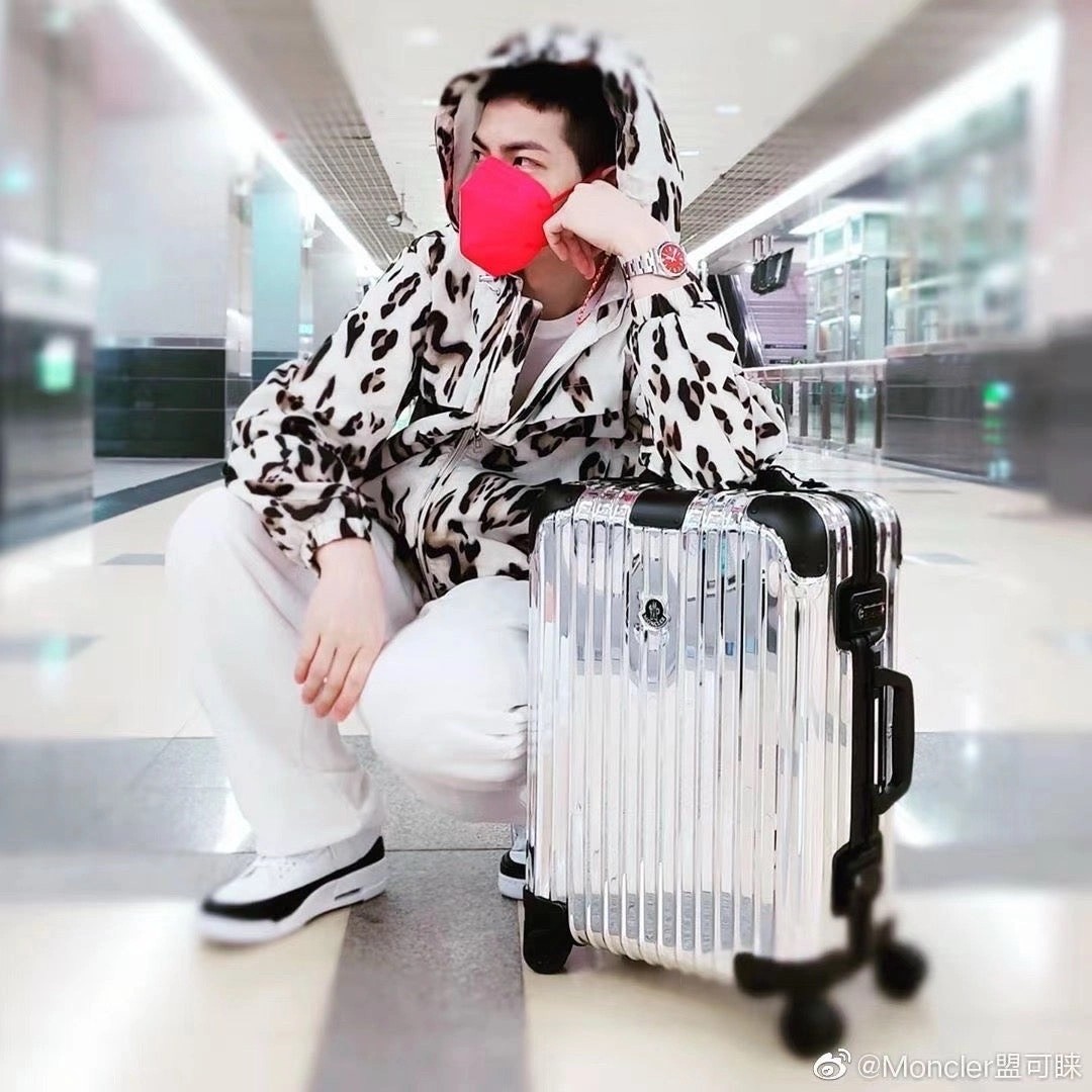 리모와X몽클레어 캐리어