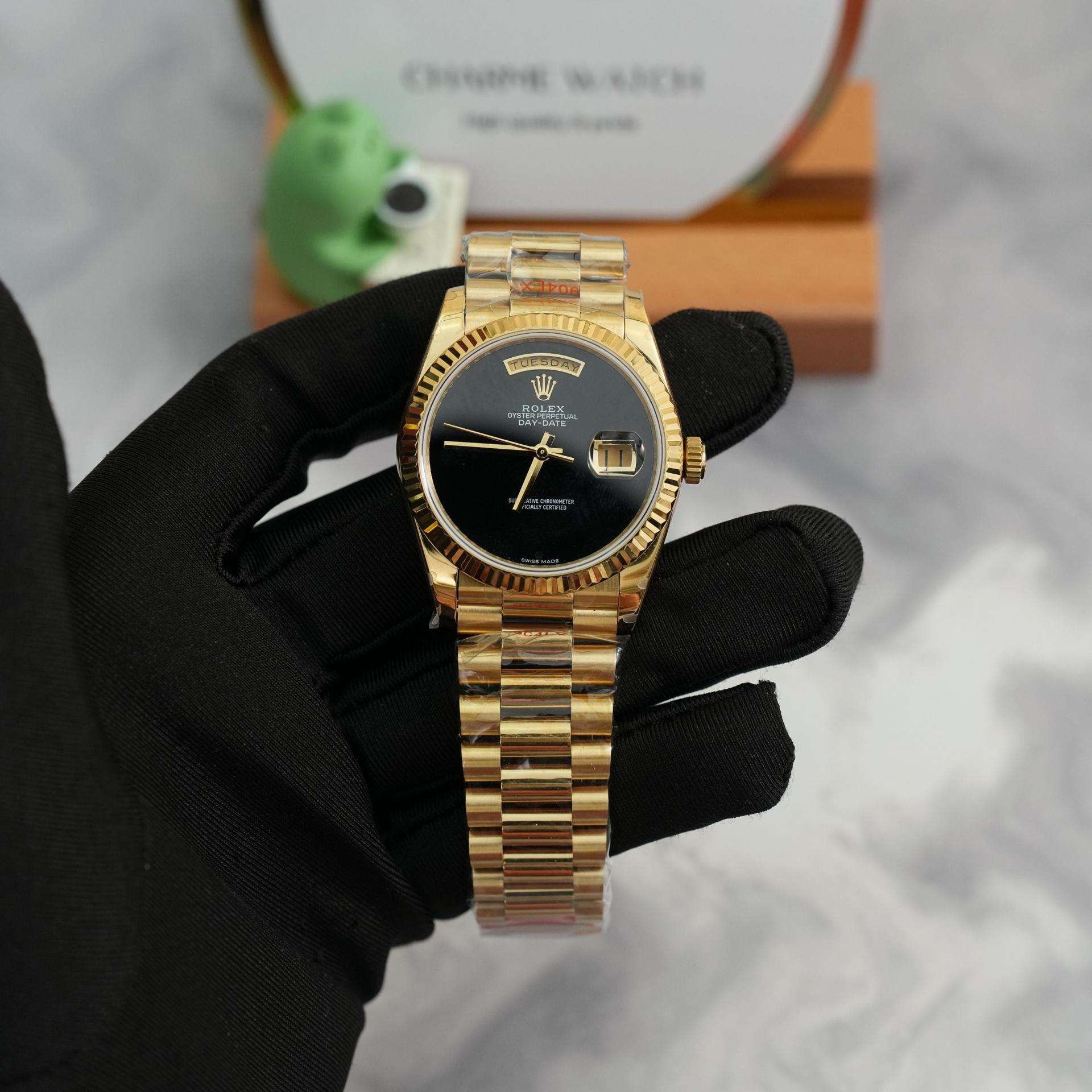 롤렉스 데이데이트 옐로우골드 금통 오닉스 40mm