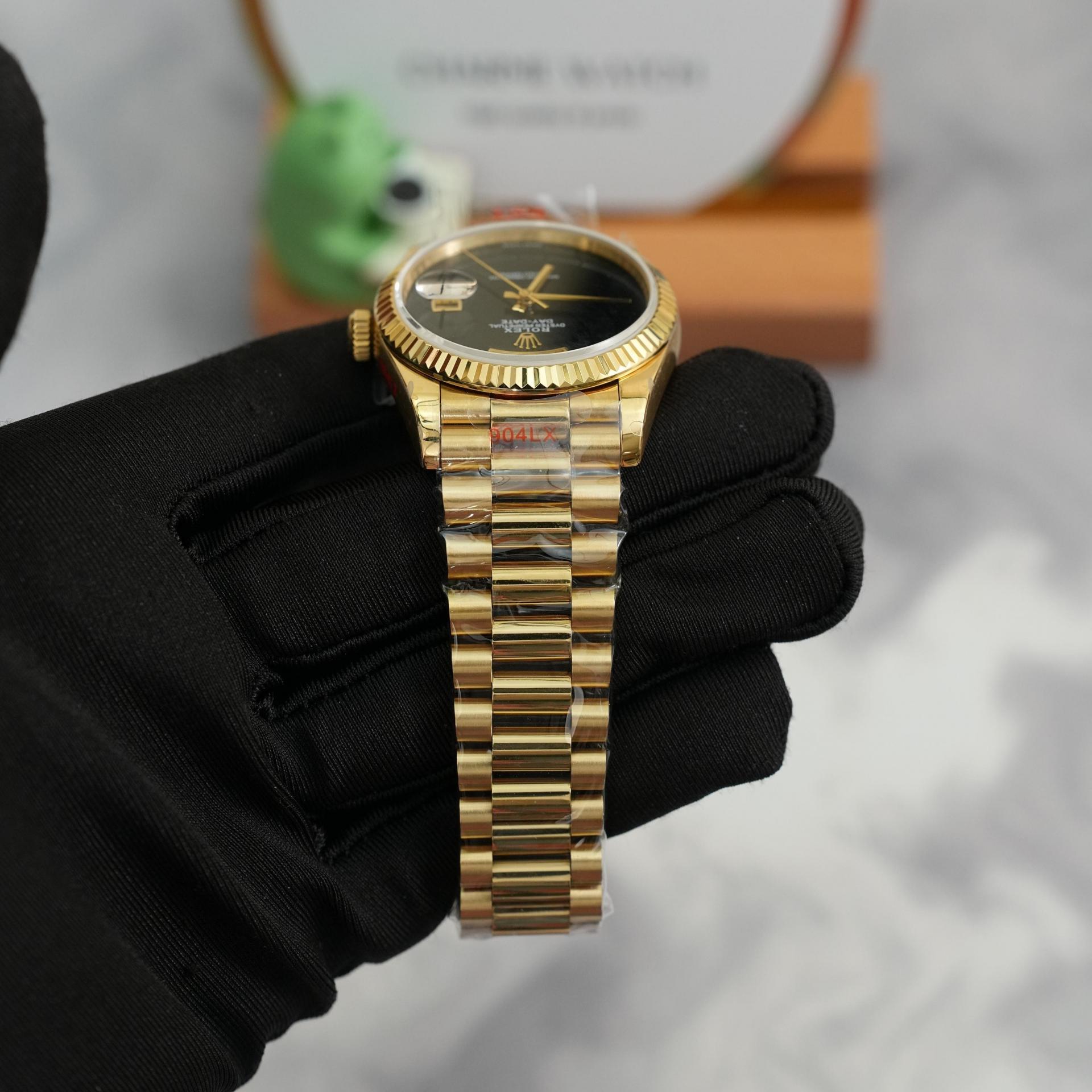 롤렉스 데이데이트 옐로우골드 금통 오닉스 40mm