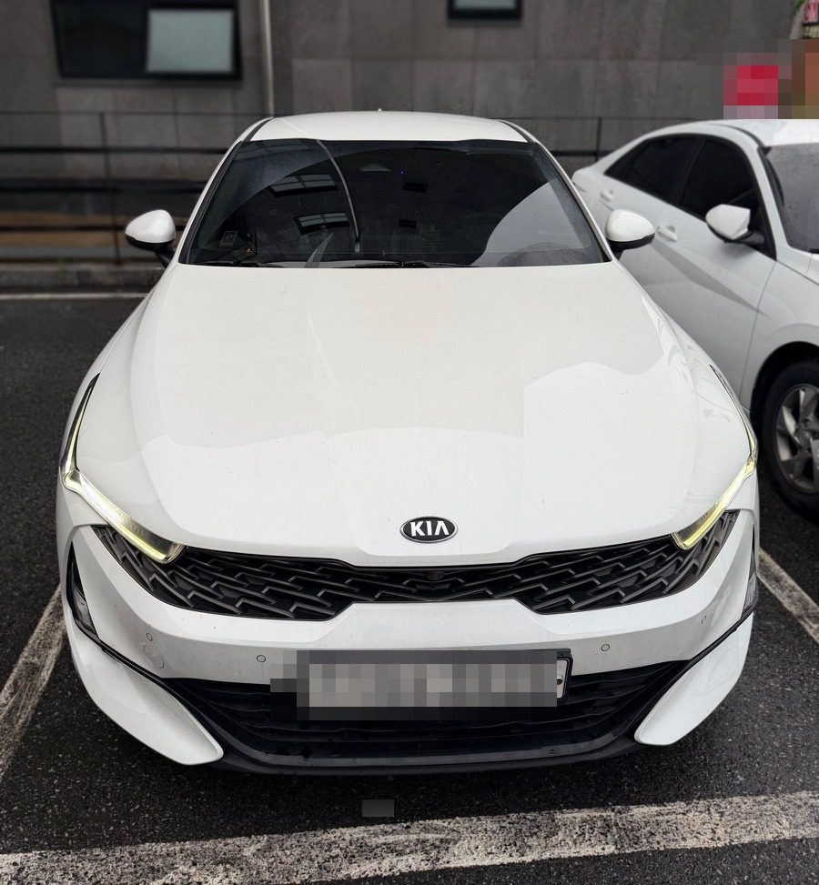 01_썸네일_중고차-K5-정면-optimized.jpg
