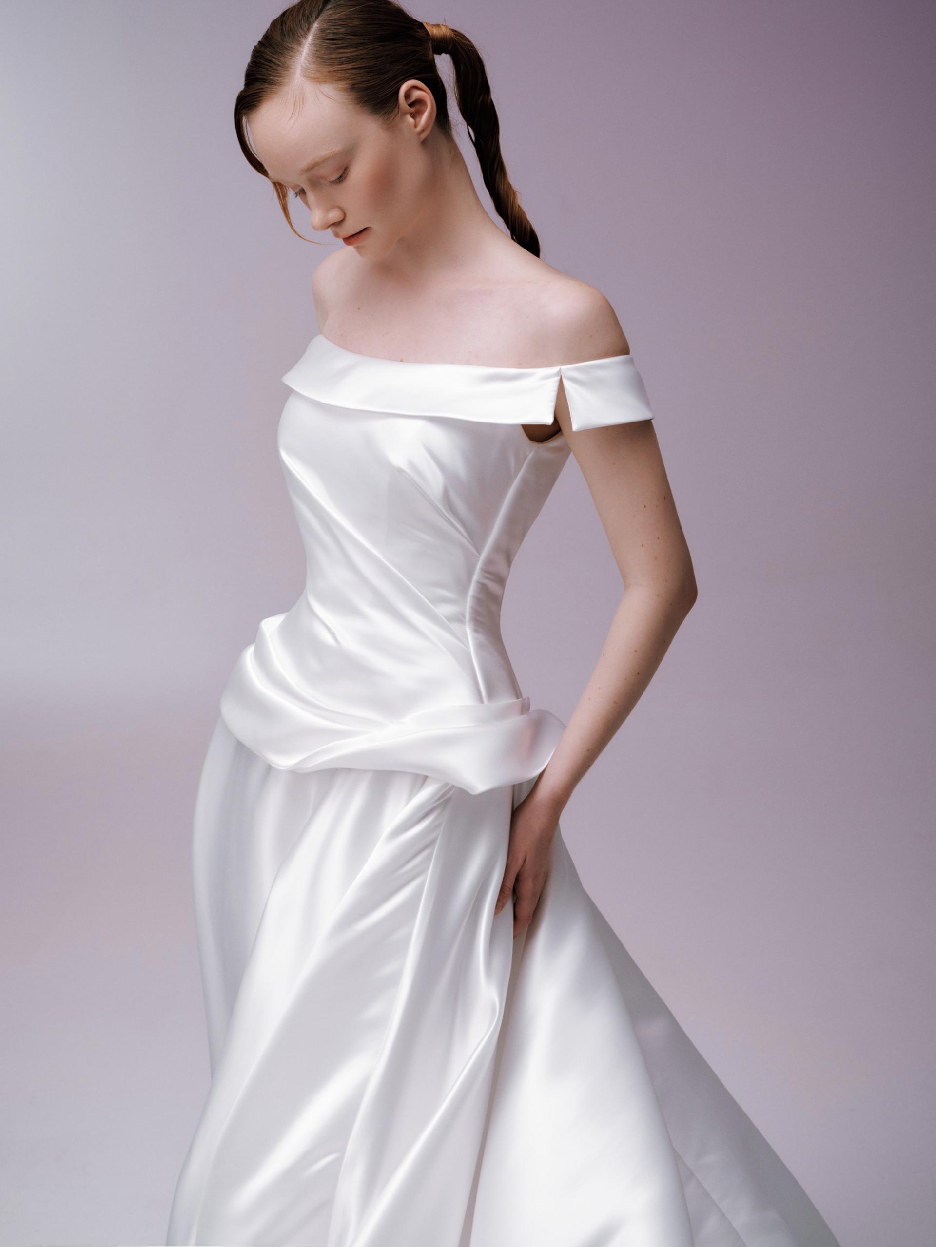 DELFINA / 델피나 복제