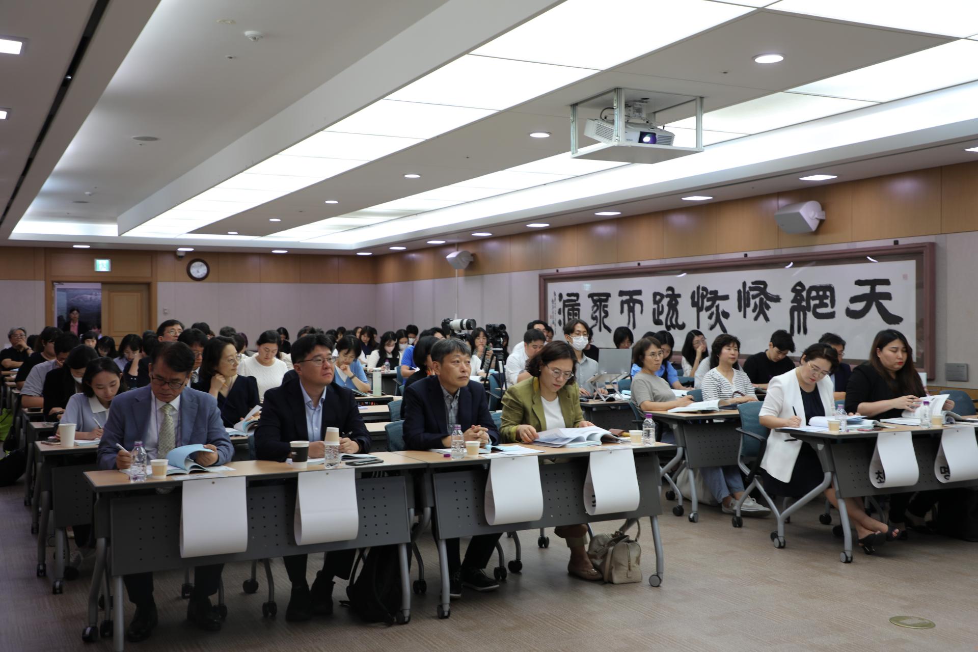 b1181b82253f6.jpg
