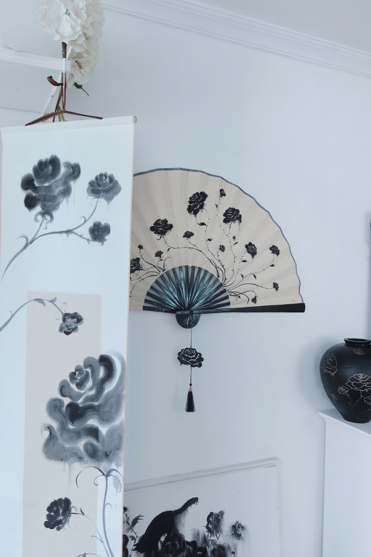 [Only One] Roses in Flux / Fan Painting Series (M) / Rose Vine 02 by Mond Kim 복제