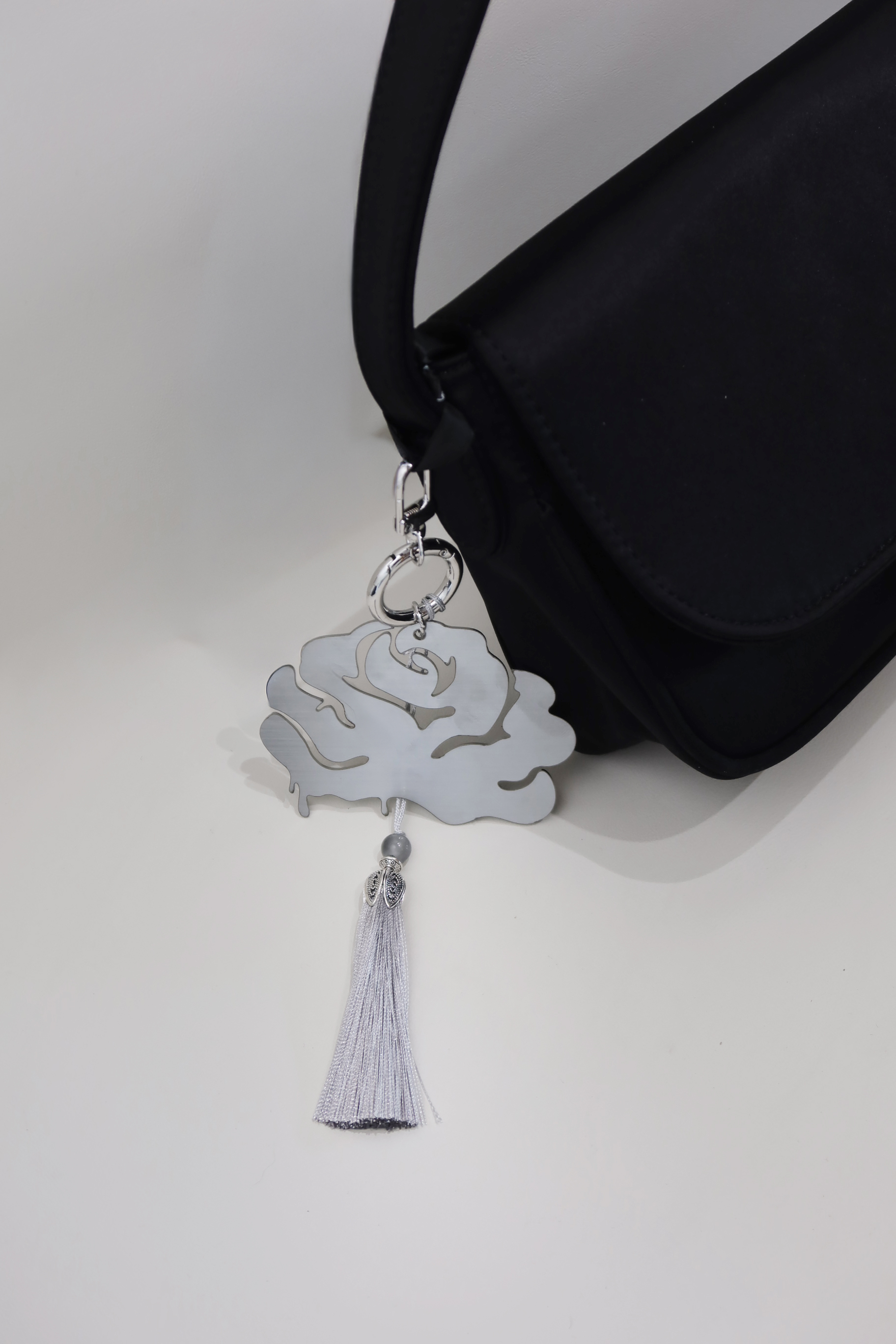 Silver Norigae Keychain / Rose in Flux X GREENWAYCOURT / Edition 02