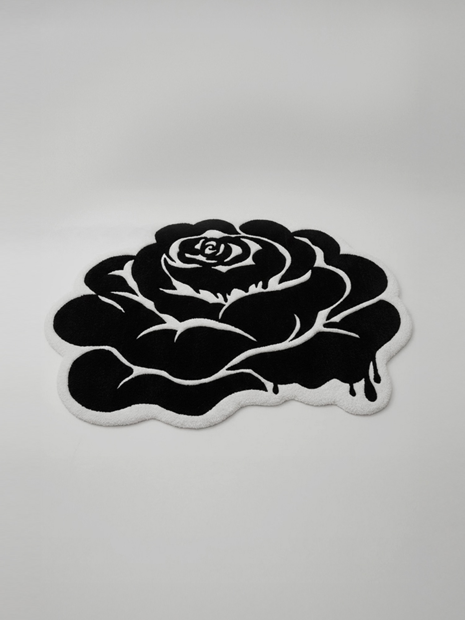 [Pre-order ~6.7] Roses in Flux / Art Rug / Edition 01 by Mond Kim