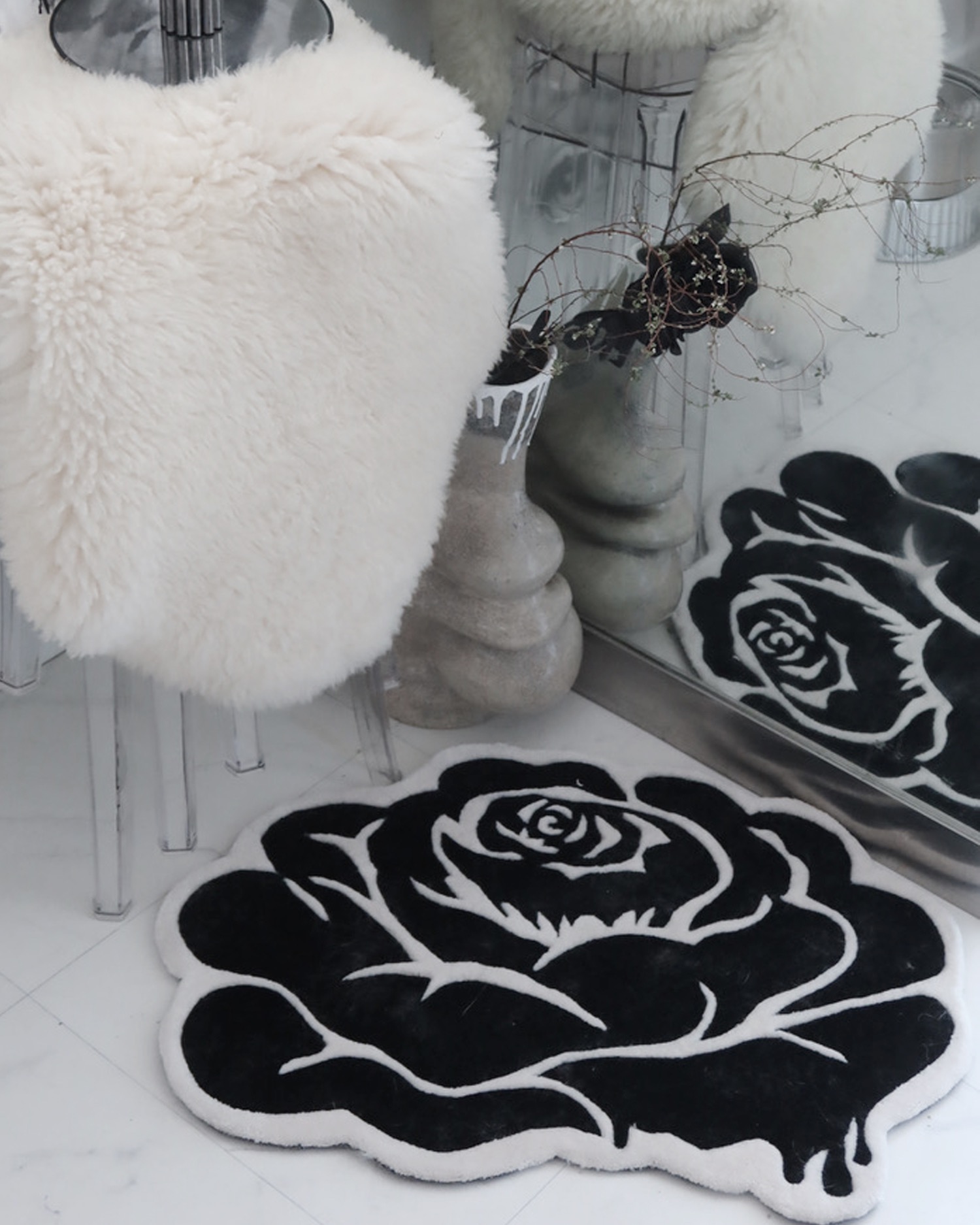 [Pre-order ~6.7] Roses in Flux / Art Rug / Edition 01 by Mond Kim