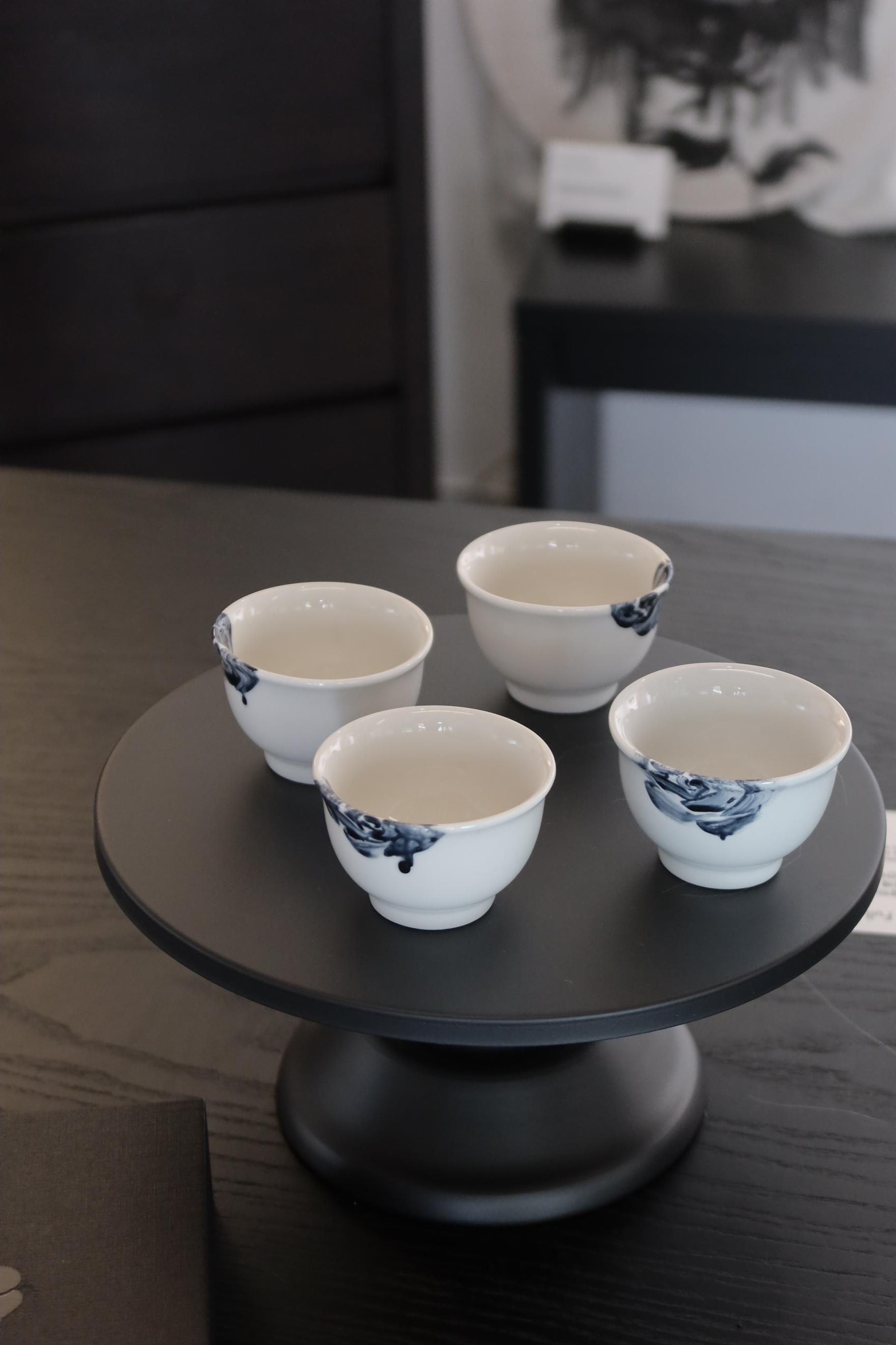 Roses in Flux / Tea & Sake Cup Set by Mond Kim