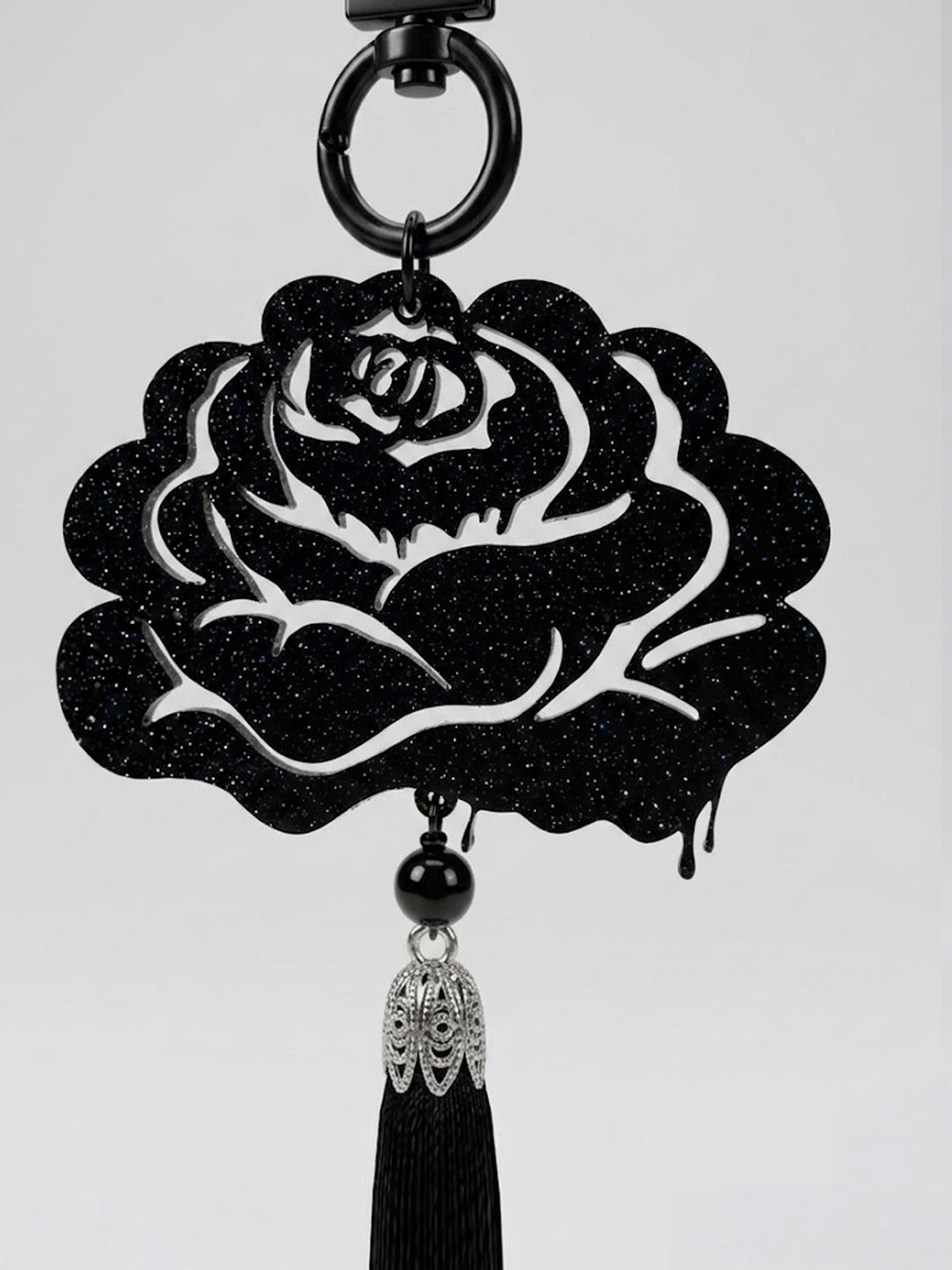 [Pre-order ~6.7] Roses in Flux / Norigae Keychain / Edition 01 by Mond Kim