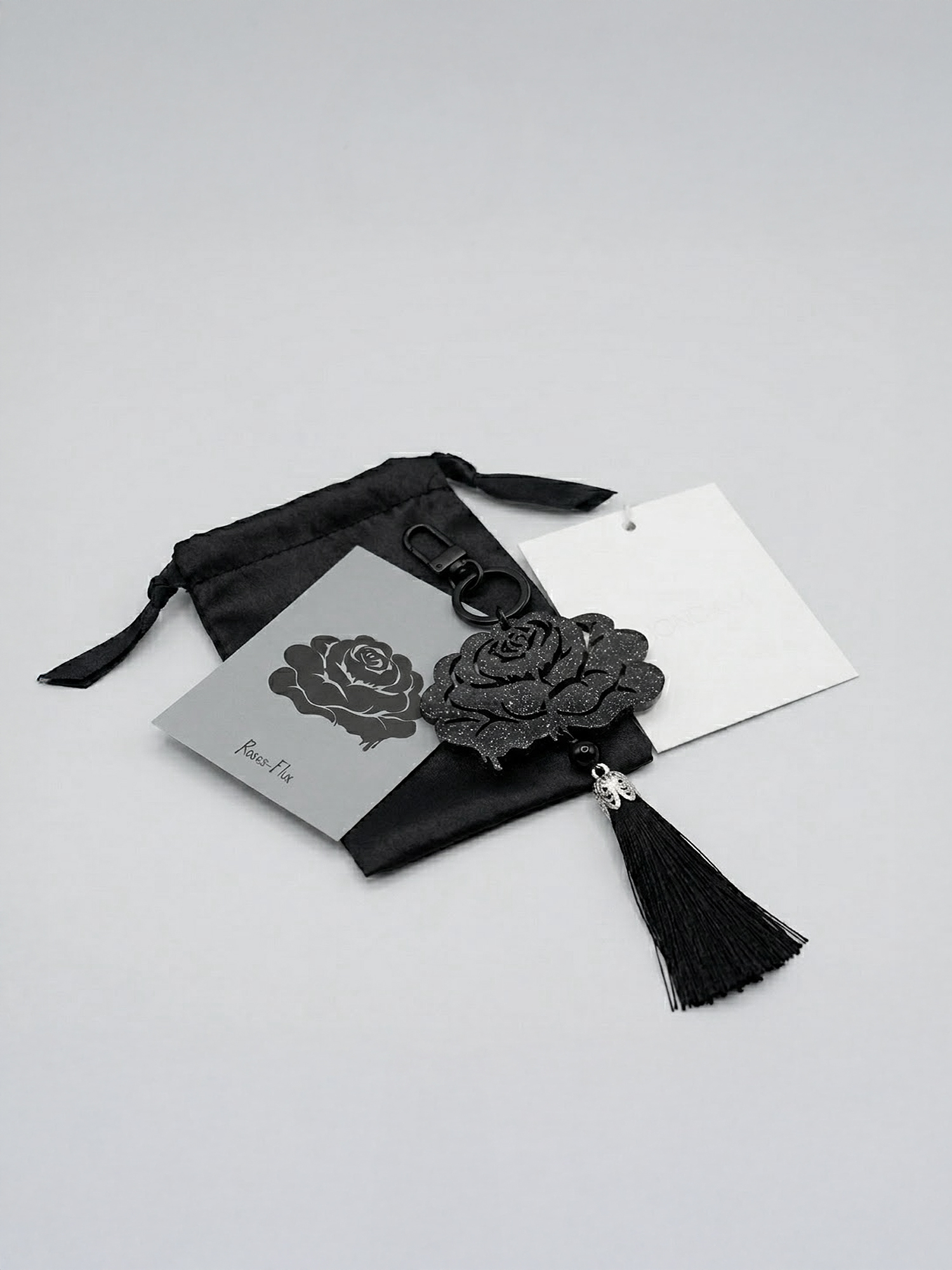 [Pre-order ~6.7] Roses in Flux / Norigae Keychain / Edition 01 by Mond Kim