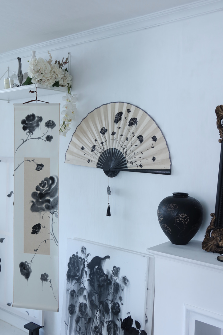 [Only One] Roses in Flux / Fan Painting Series (M) / Rose Vine 02 by Mond Kim 복제