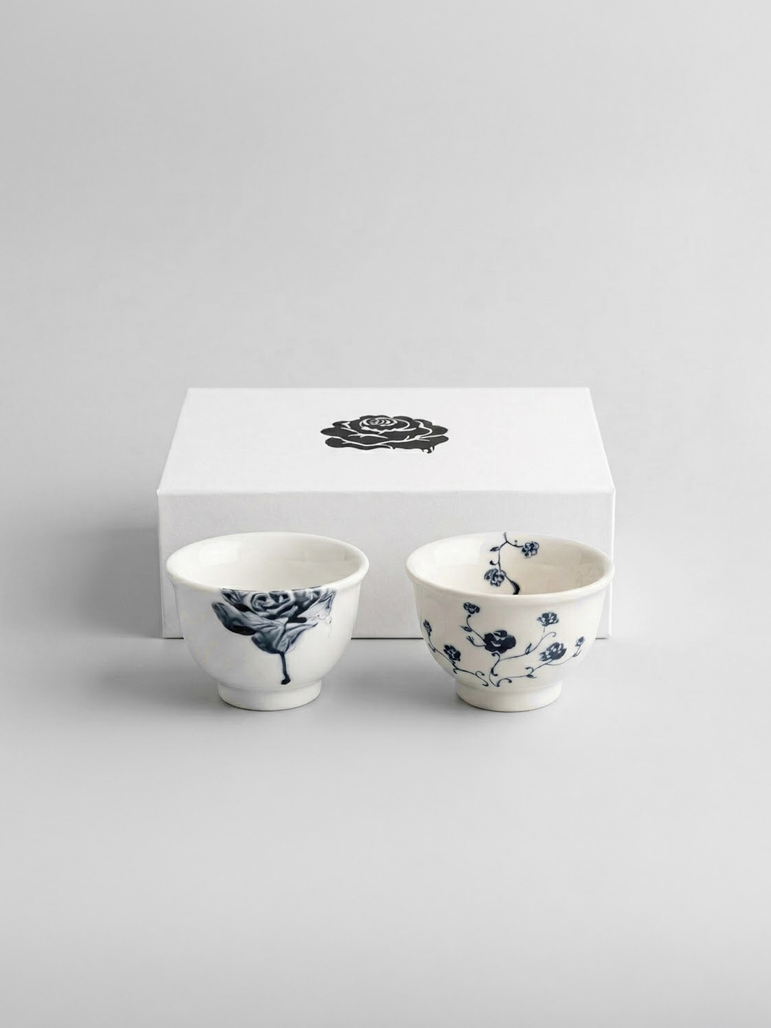 Roses in Flux / Tea & Sake Cup Set by Mond Kim