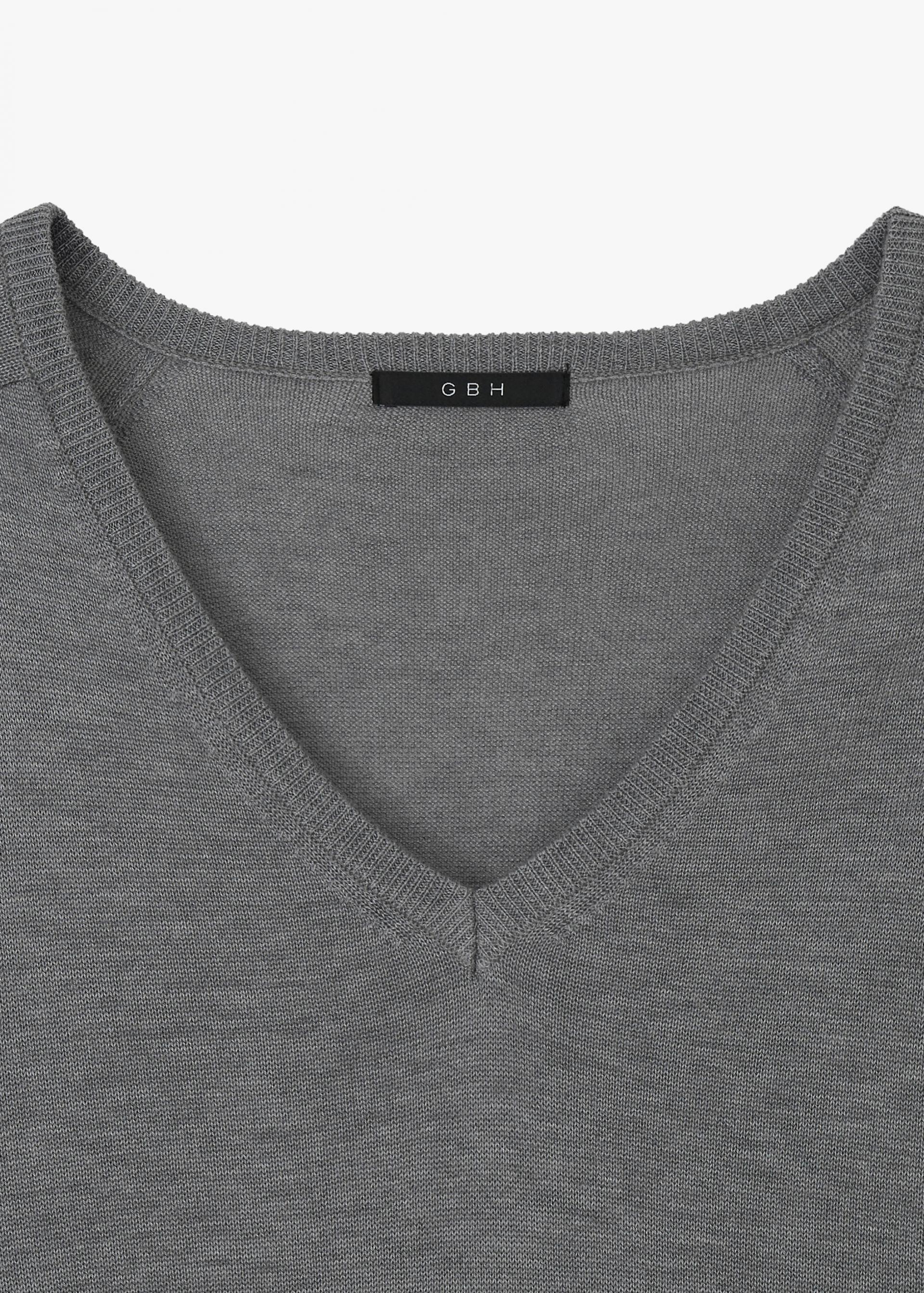 26SS LOOSE V-NECK KNIT / GREY
