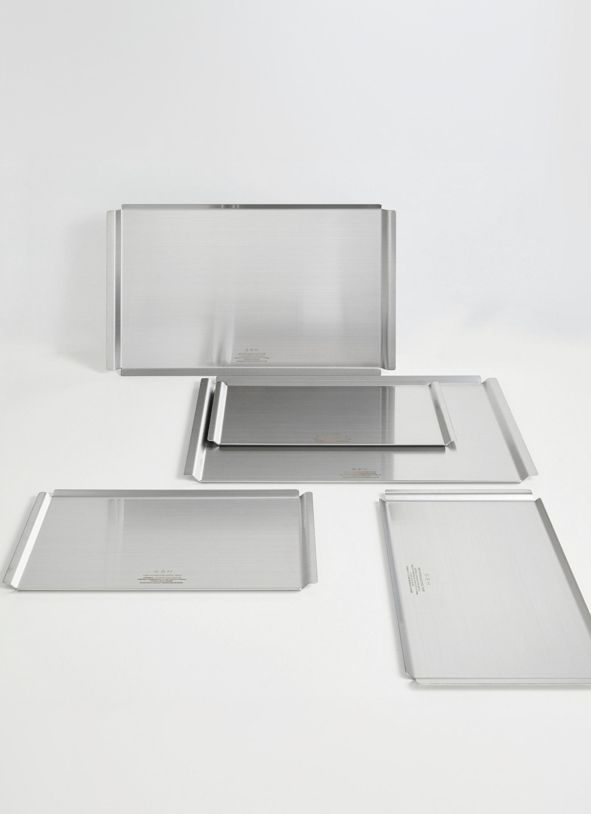 STAINLESS STEEL TRAY / 2 SIZE