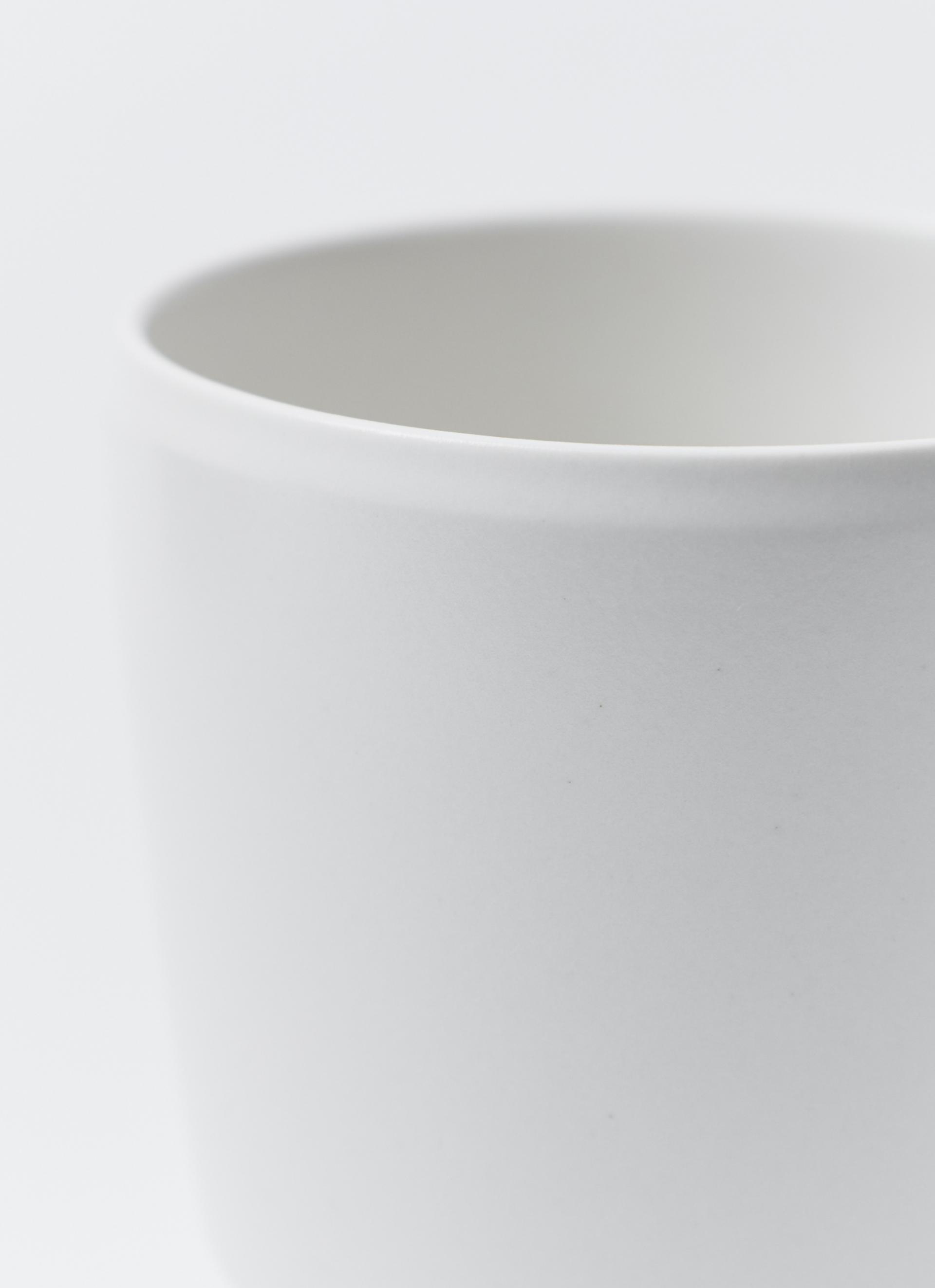 RIM MUG (2 COLORS)