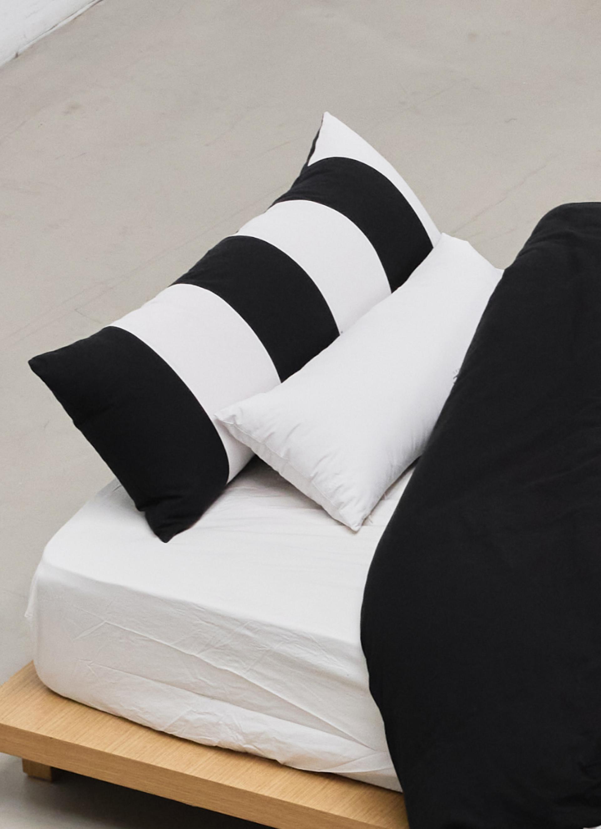 PATCHWORK LONG PILLOW COVER / 110x44cm