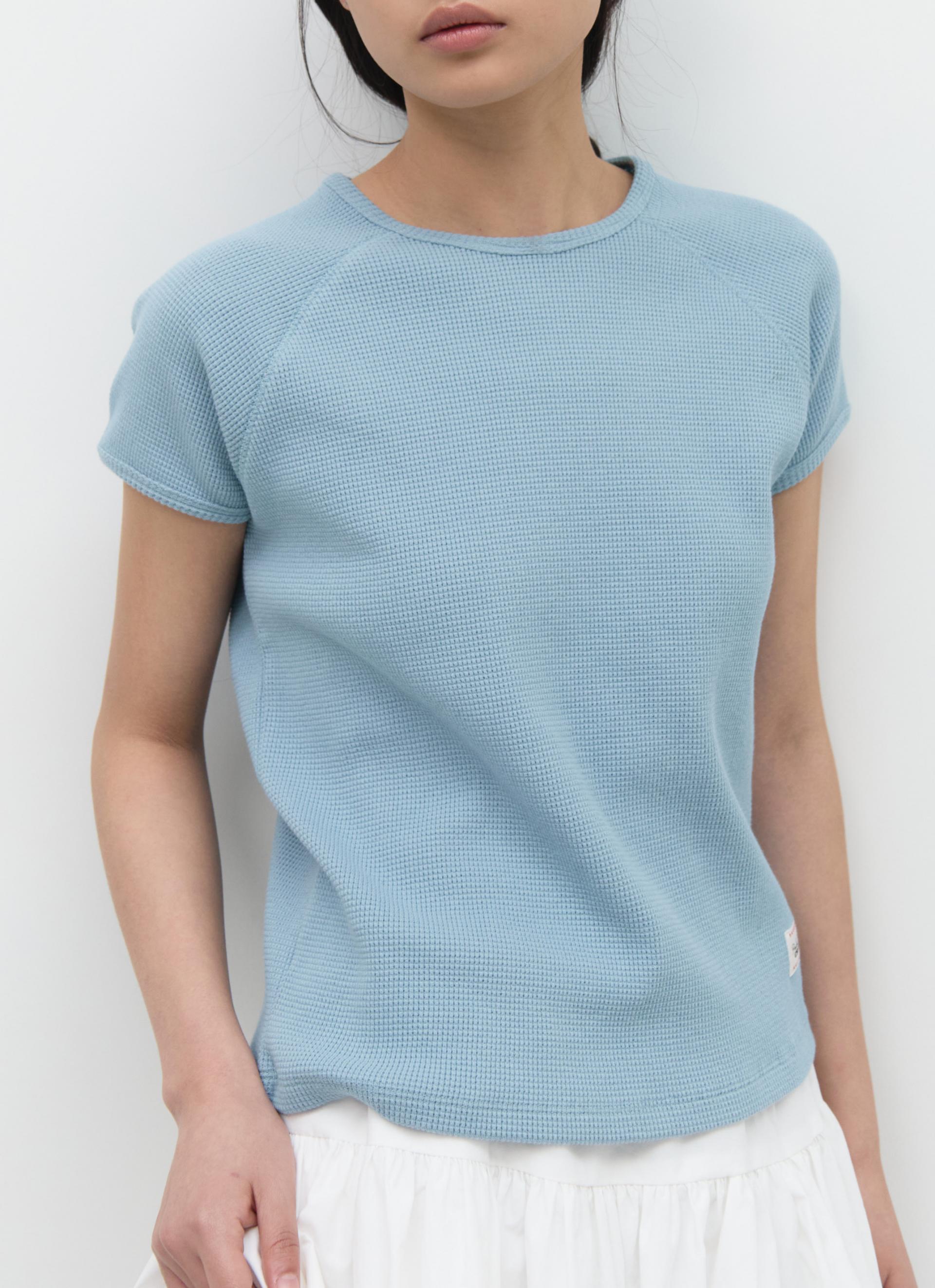 26SS PETITE WAFFLE TOP / LIGHT BLUE