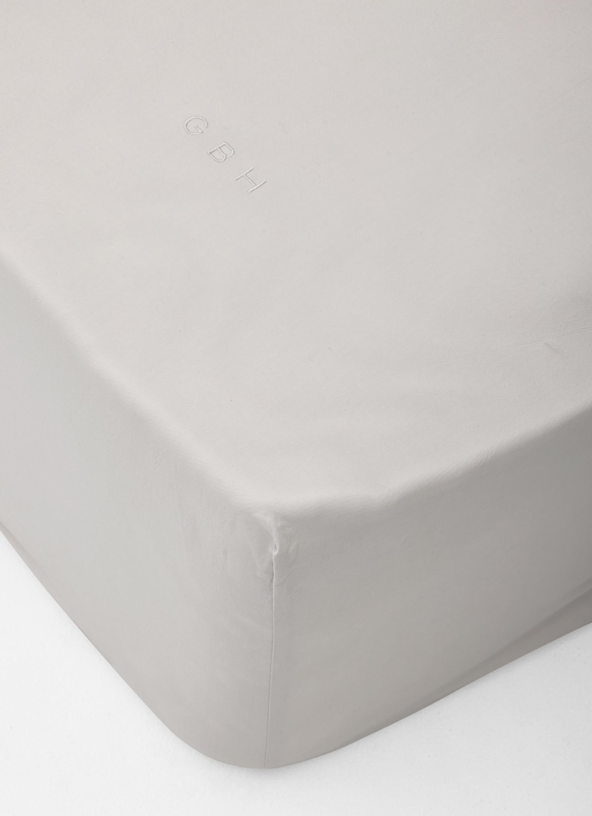 FITTED SHEET / 2 SIZES, 3 COLORS