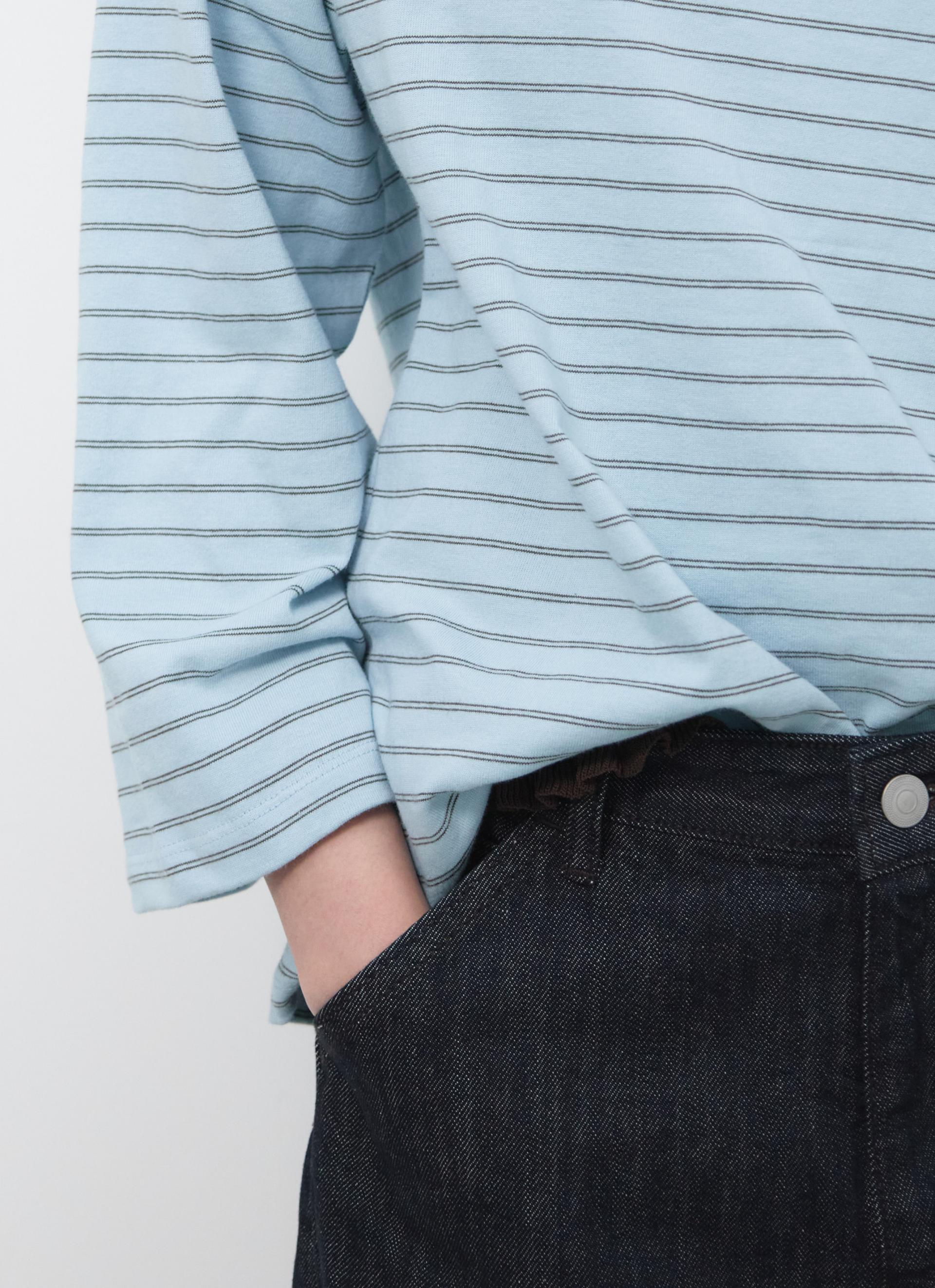 26SS OFF SHOULDER STRIPE TOP / BLUE