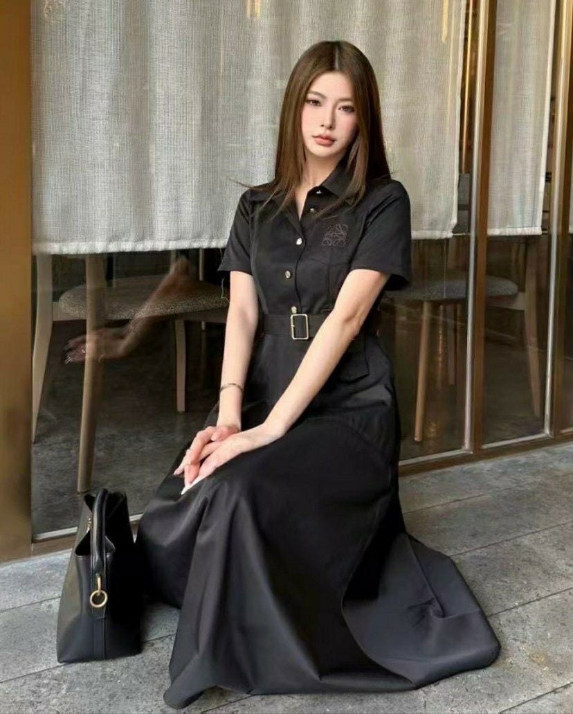 로고 벨티드 롱 원피스 (여성)