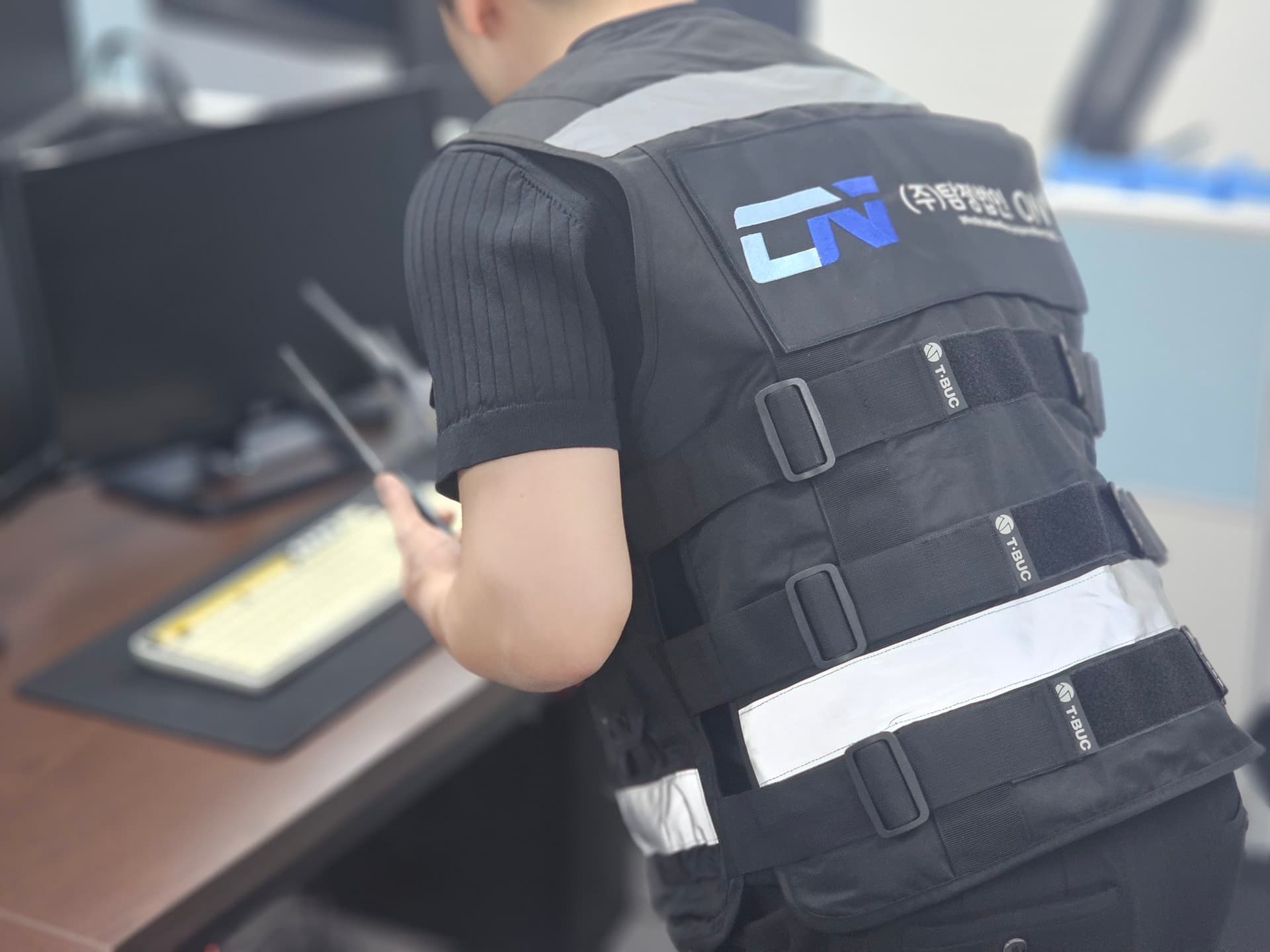실제 현장에서 작업하는 탐정사무소 오앤만의 특별한 솔루션