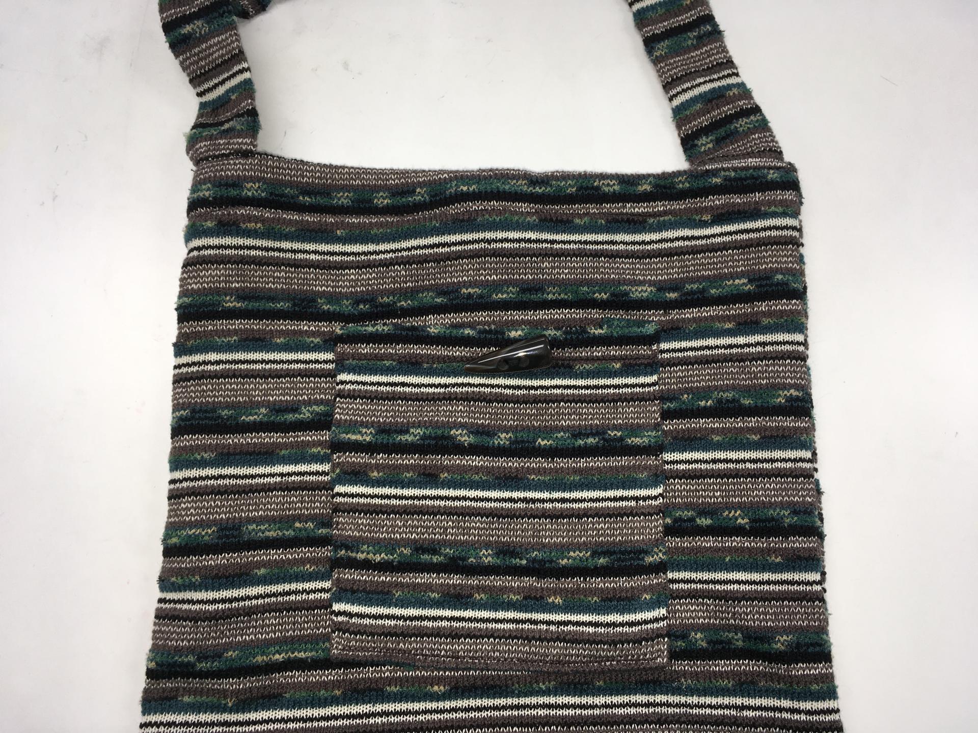knit toggle bag