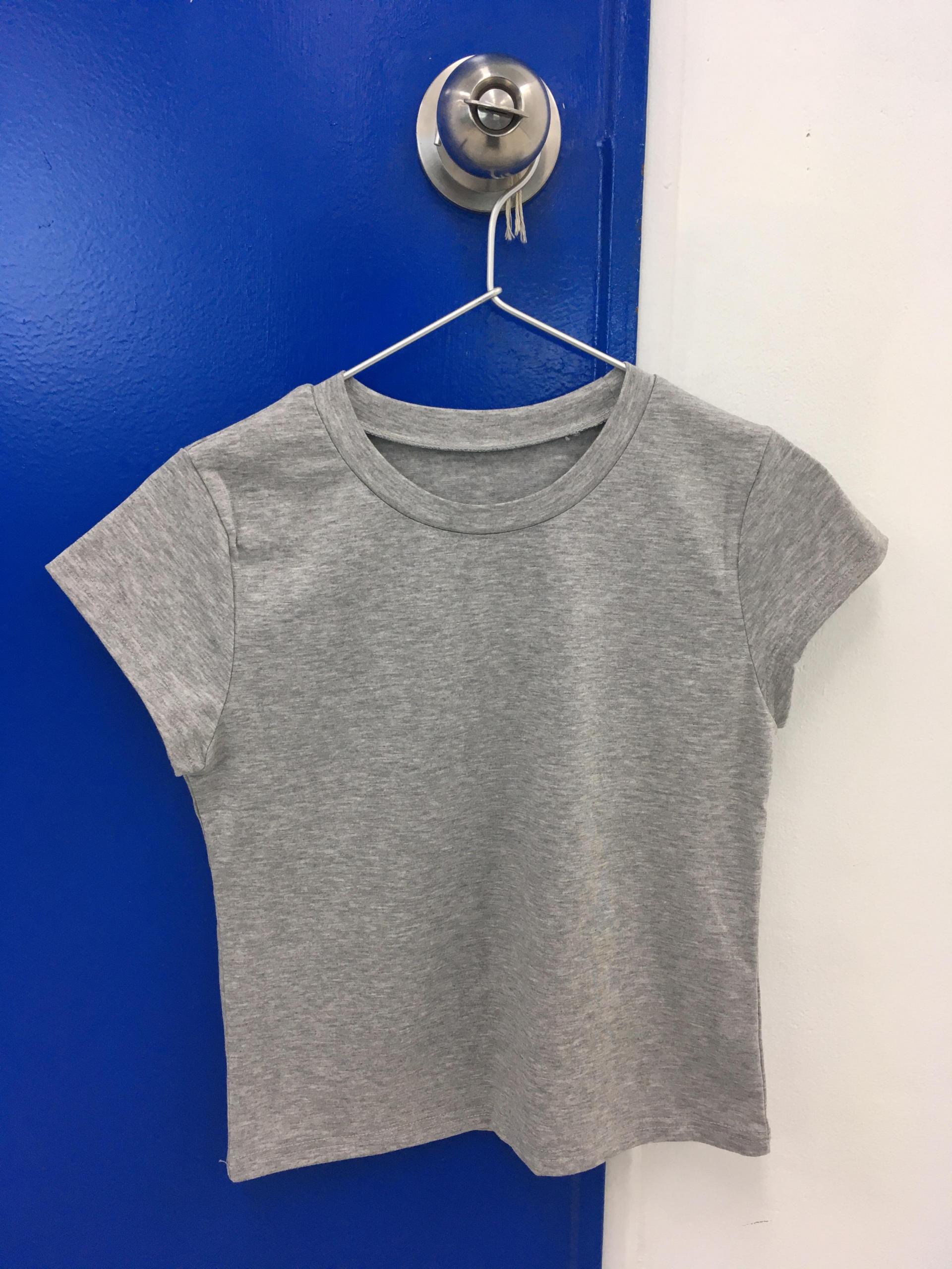light short T-shirt