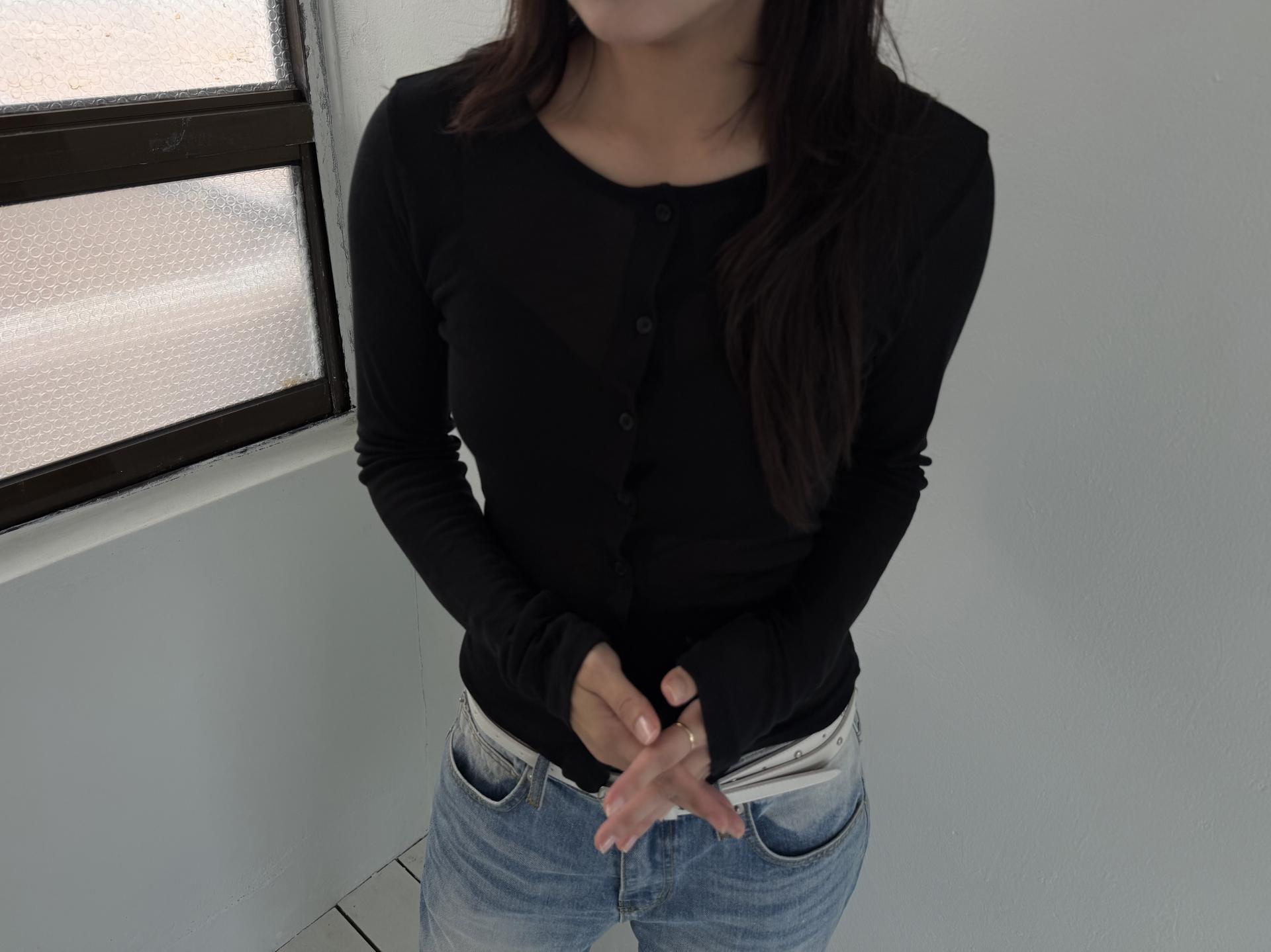 round loose cardigan