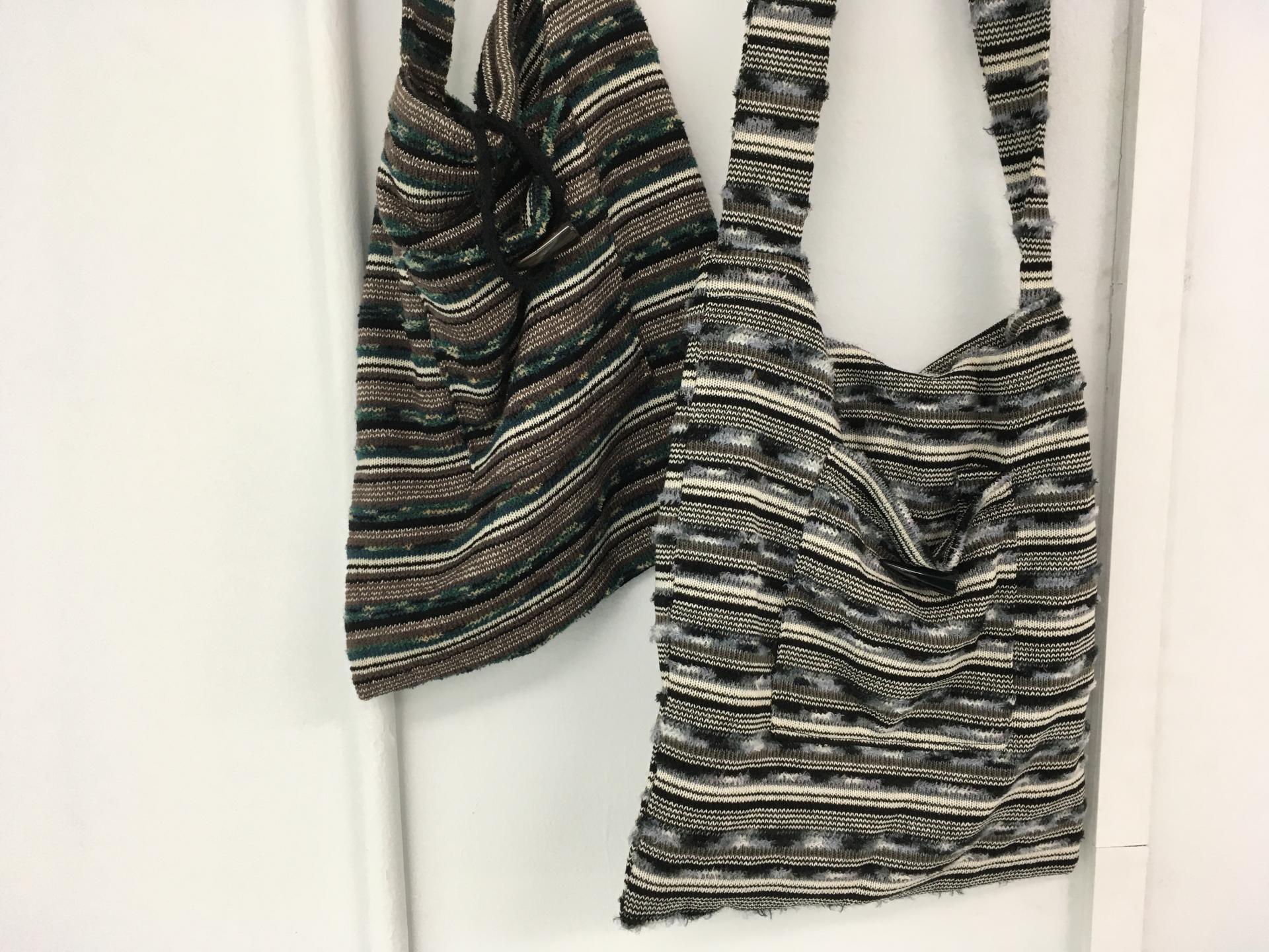 knit toggle bag