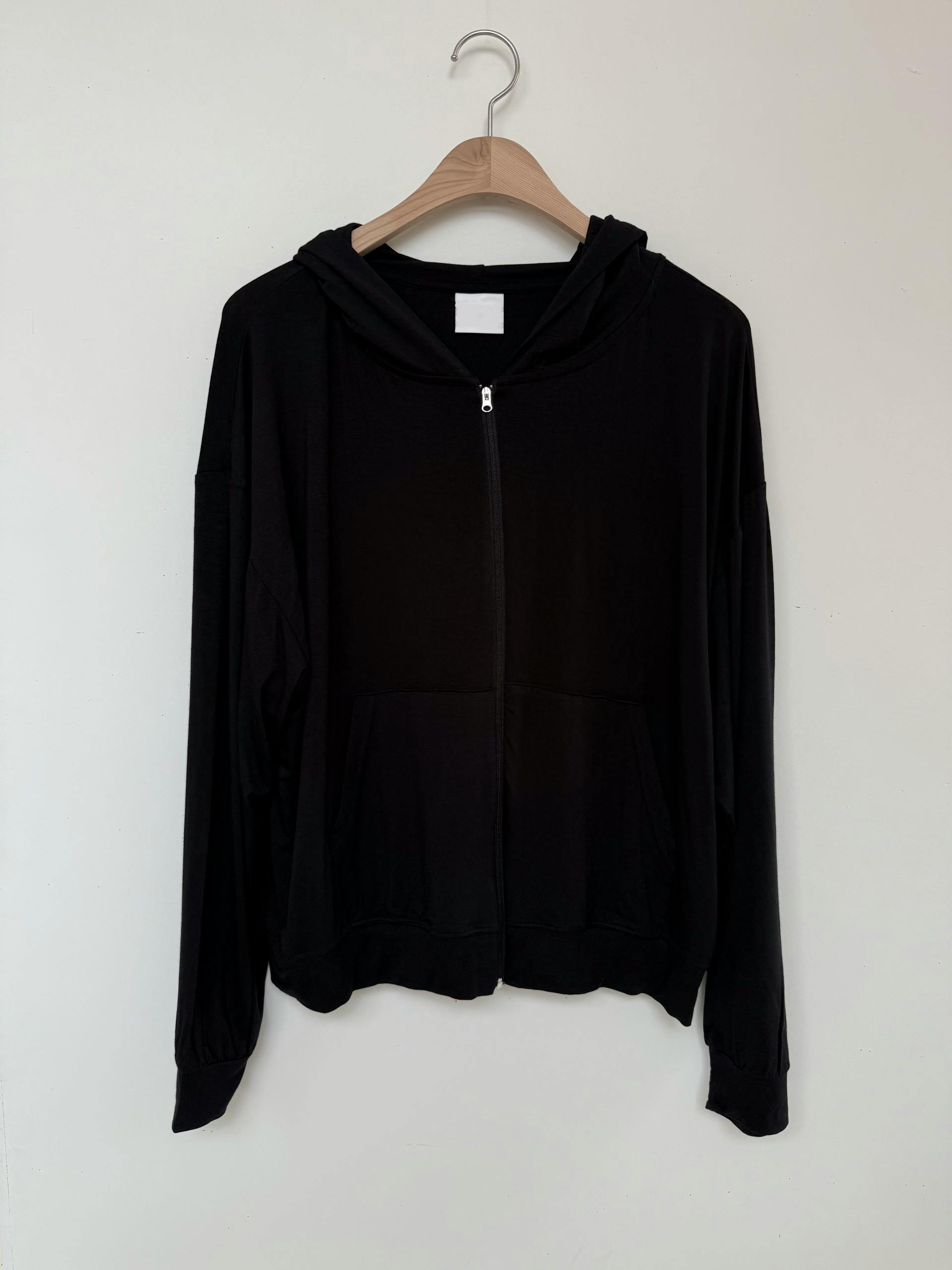 cool light hoodie zip-up