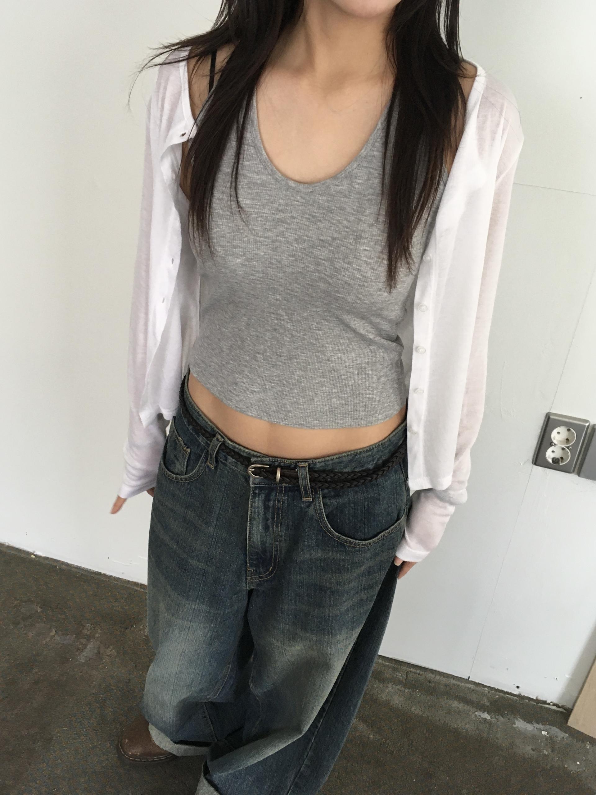 round loose cardigan