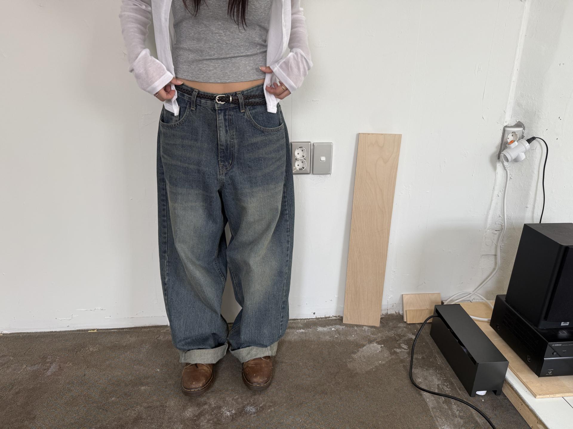 [unisex] denim midi blue curved pants