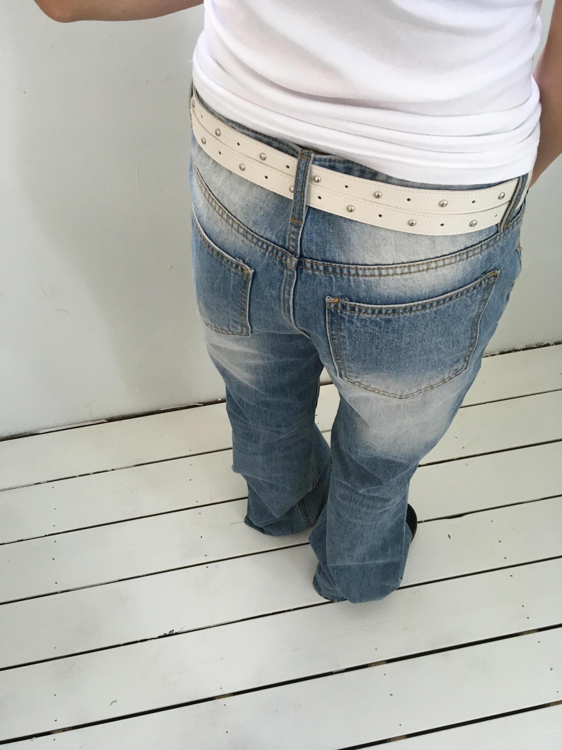ice blue washed boots cut