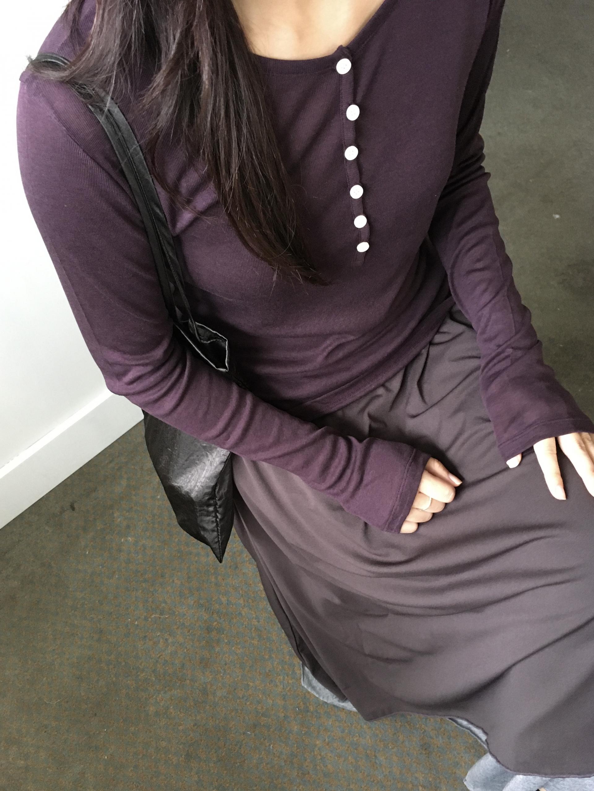 purple button long-sleeveless