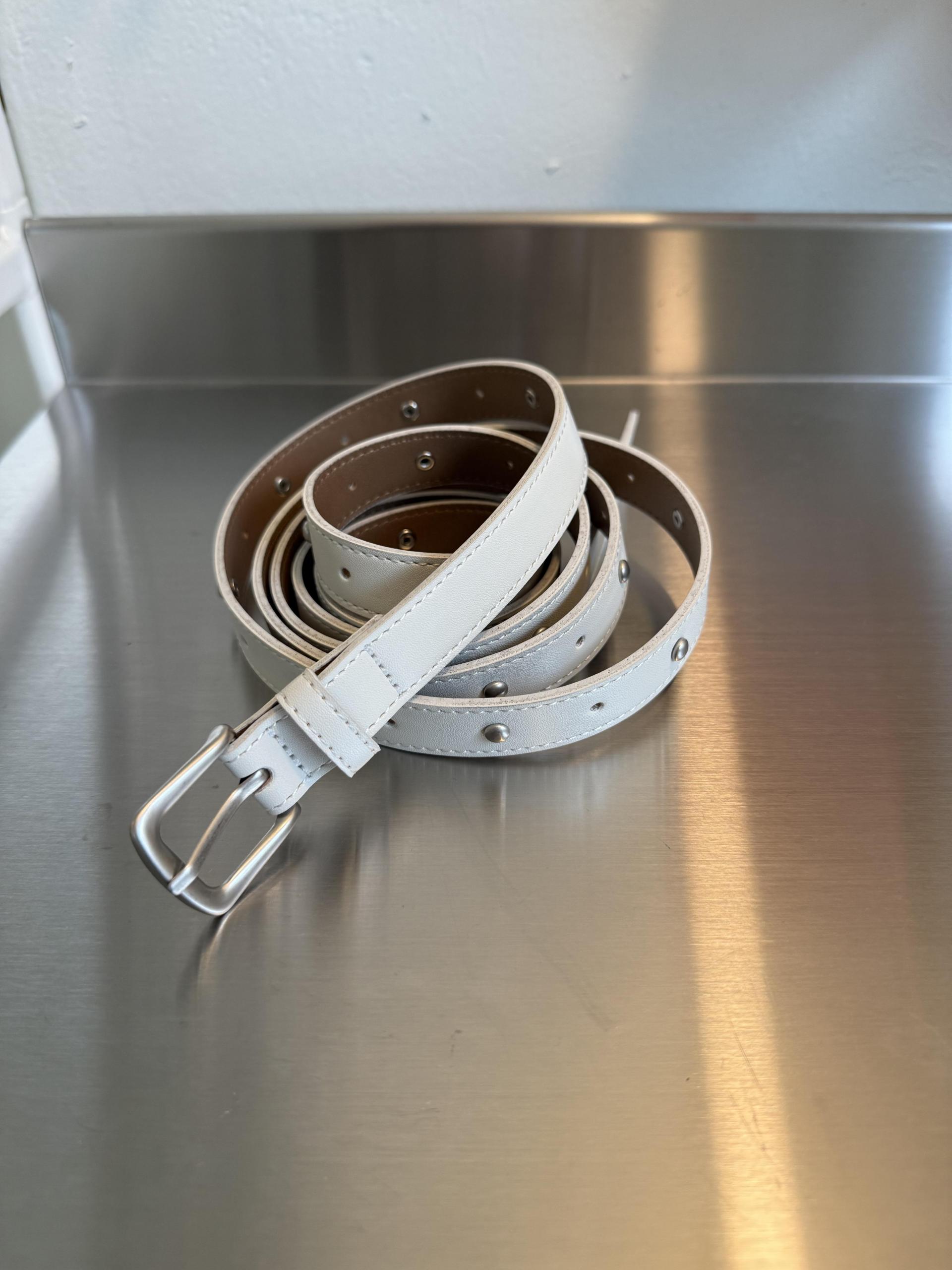 long stud belt