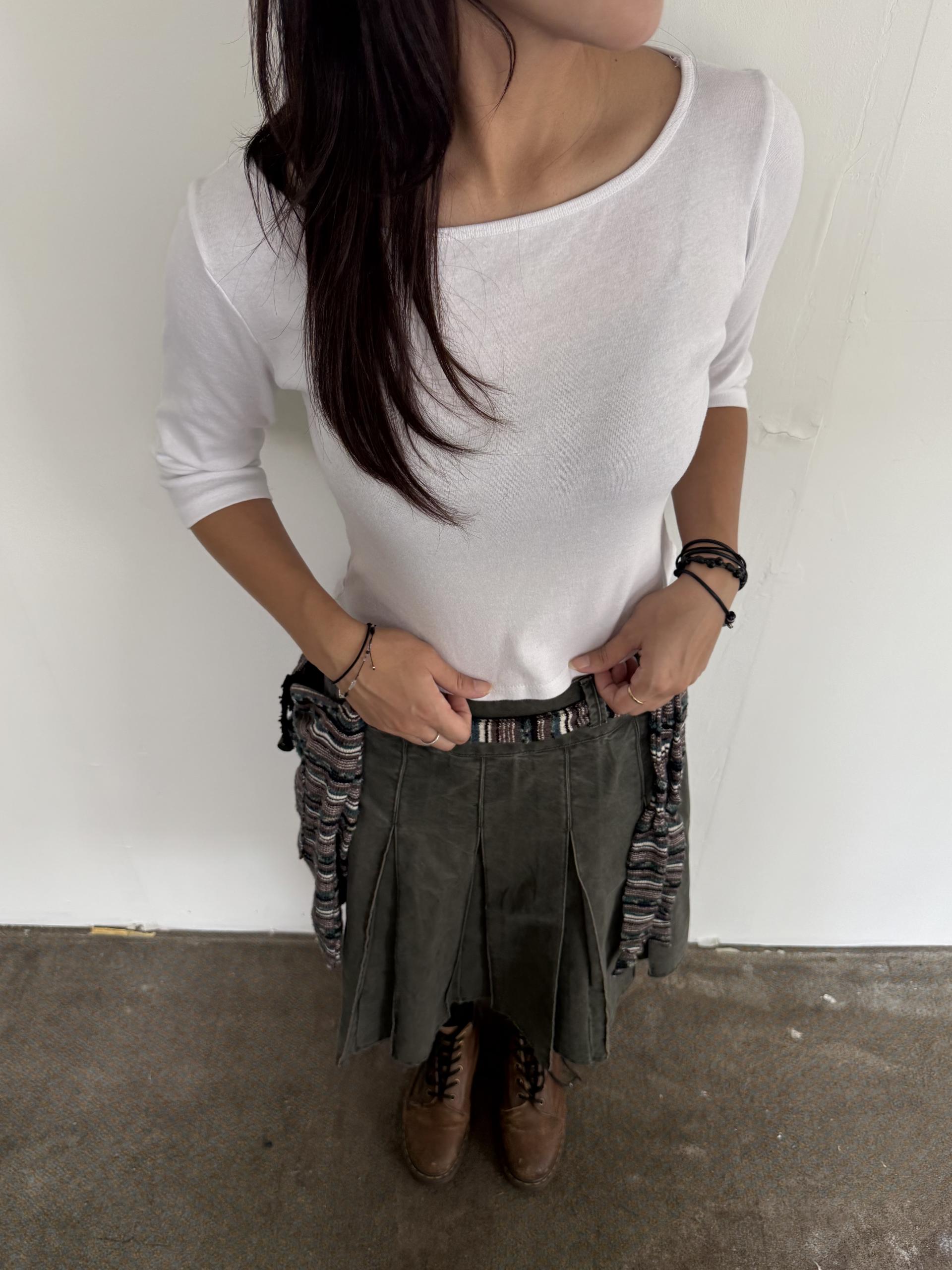 3/4 sleeve boatneck tee