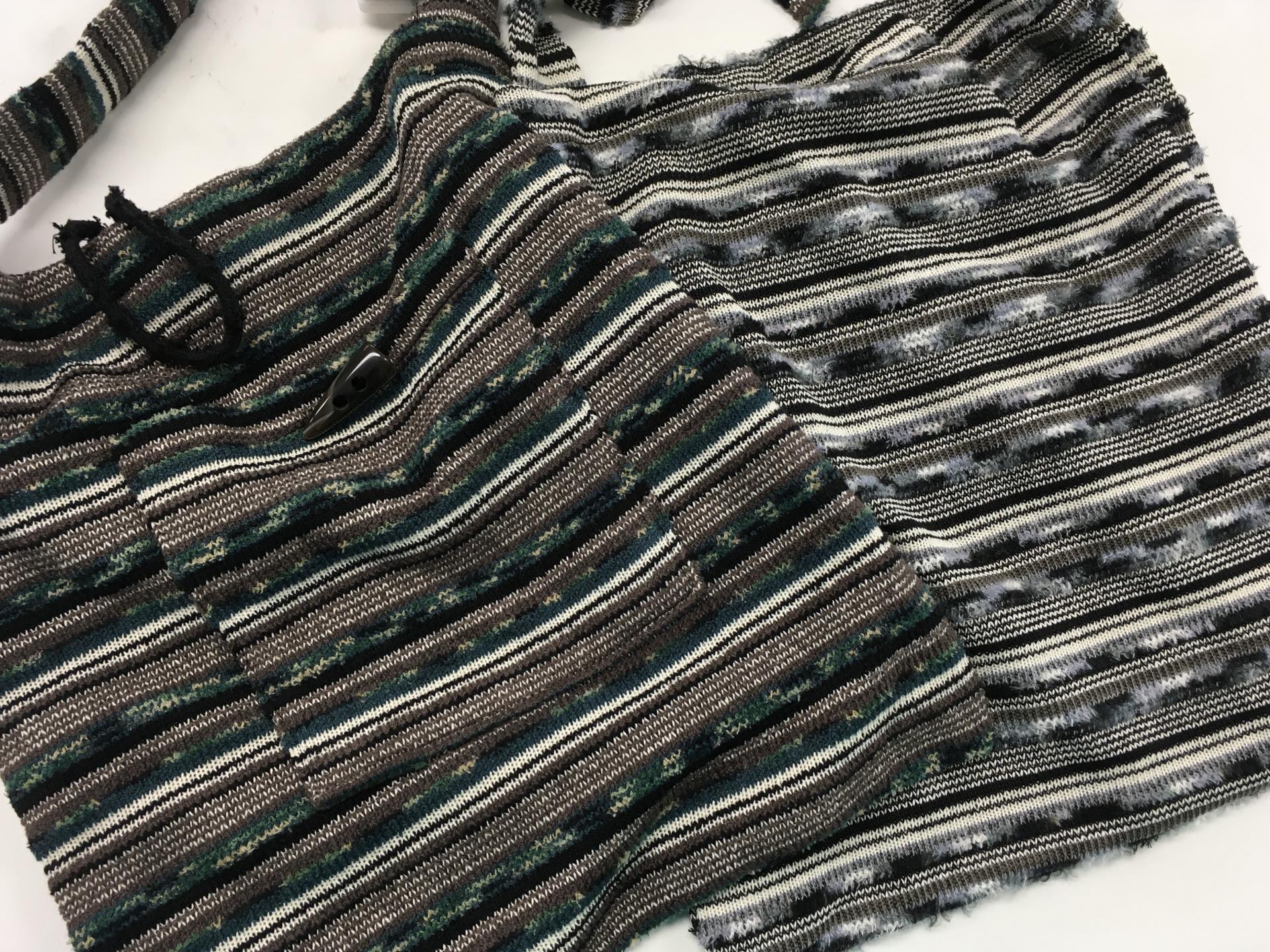 knit toggle bag