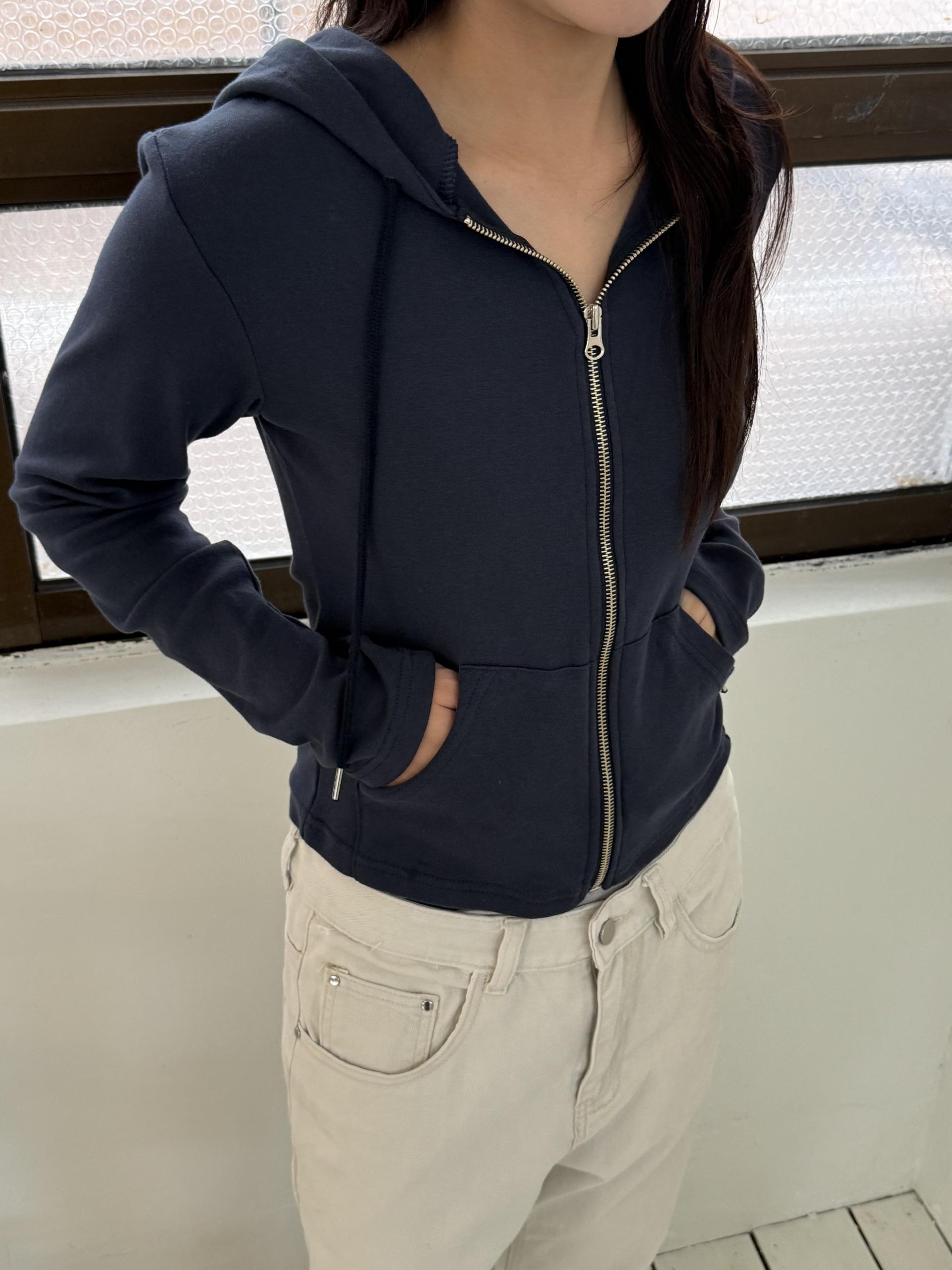basic navy hoodie zip-up