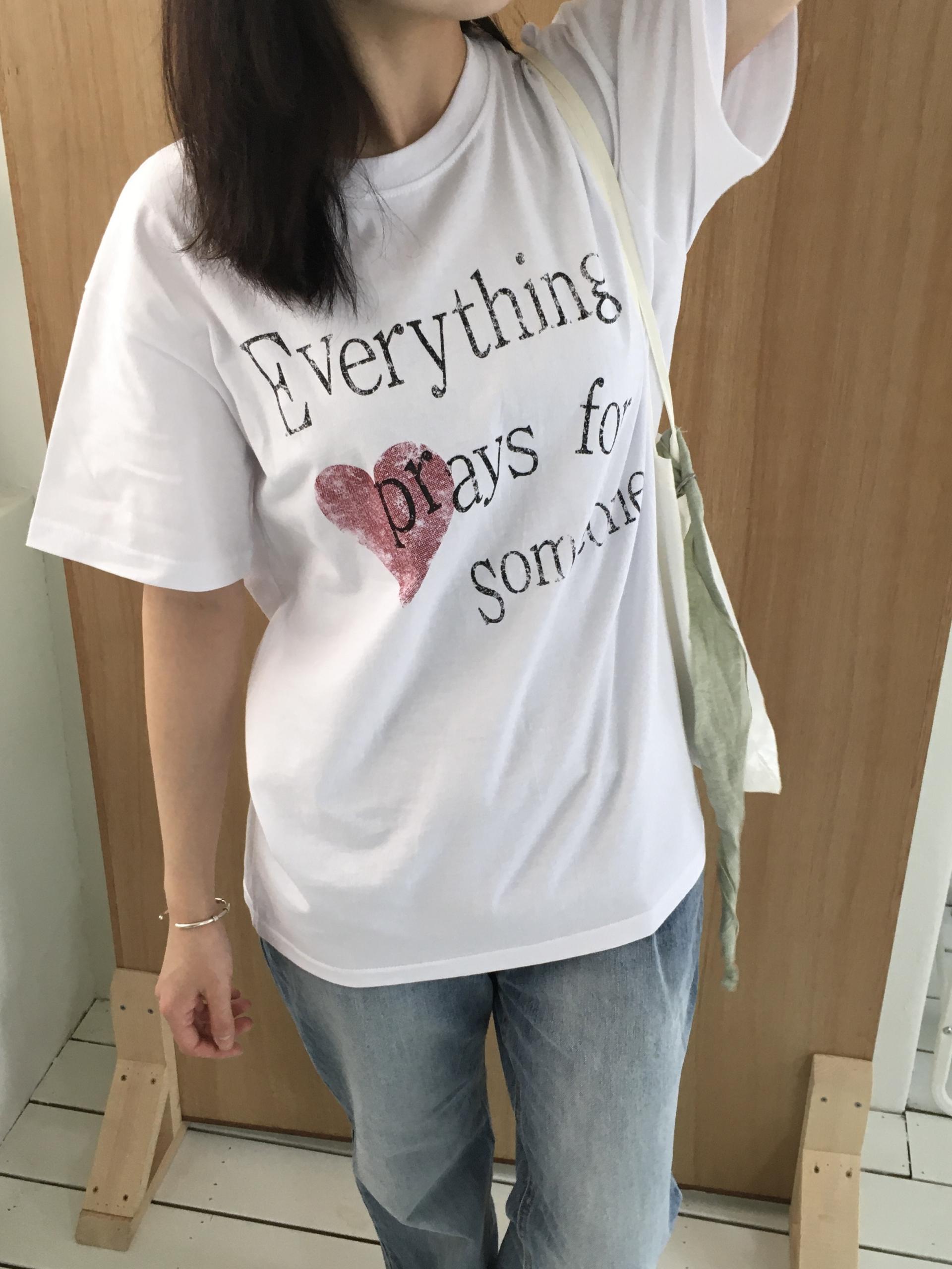 prays T-shirt