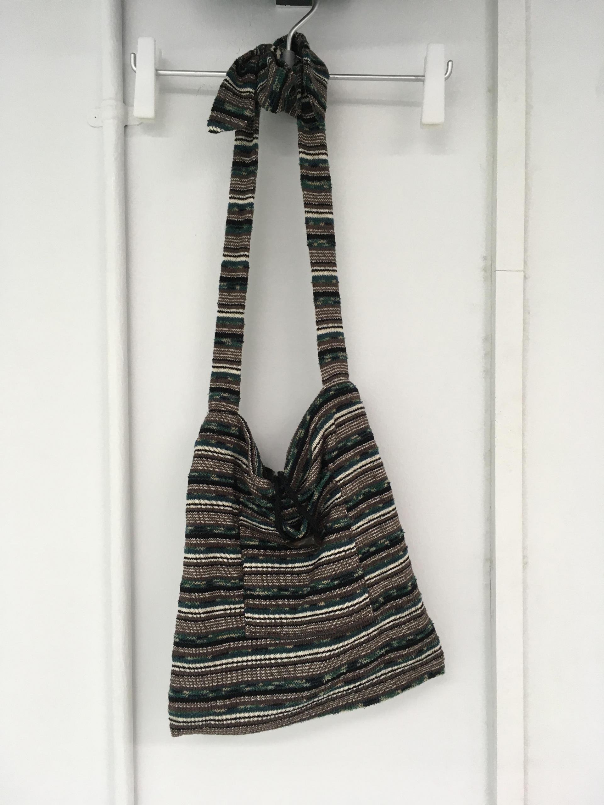 knit toggle bag