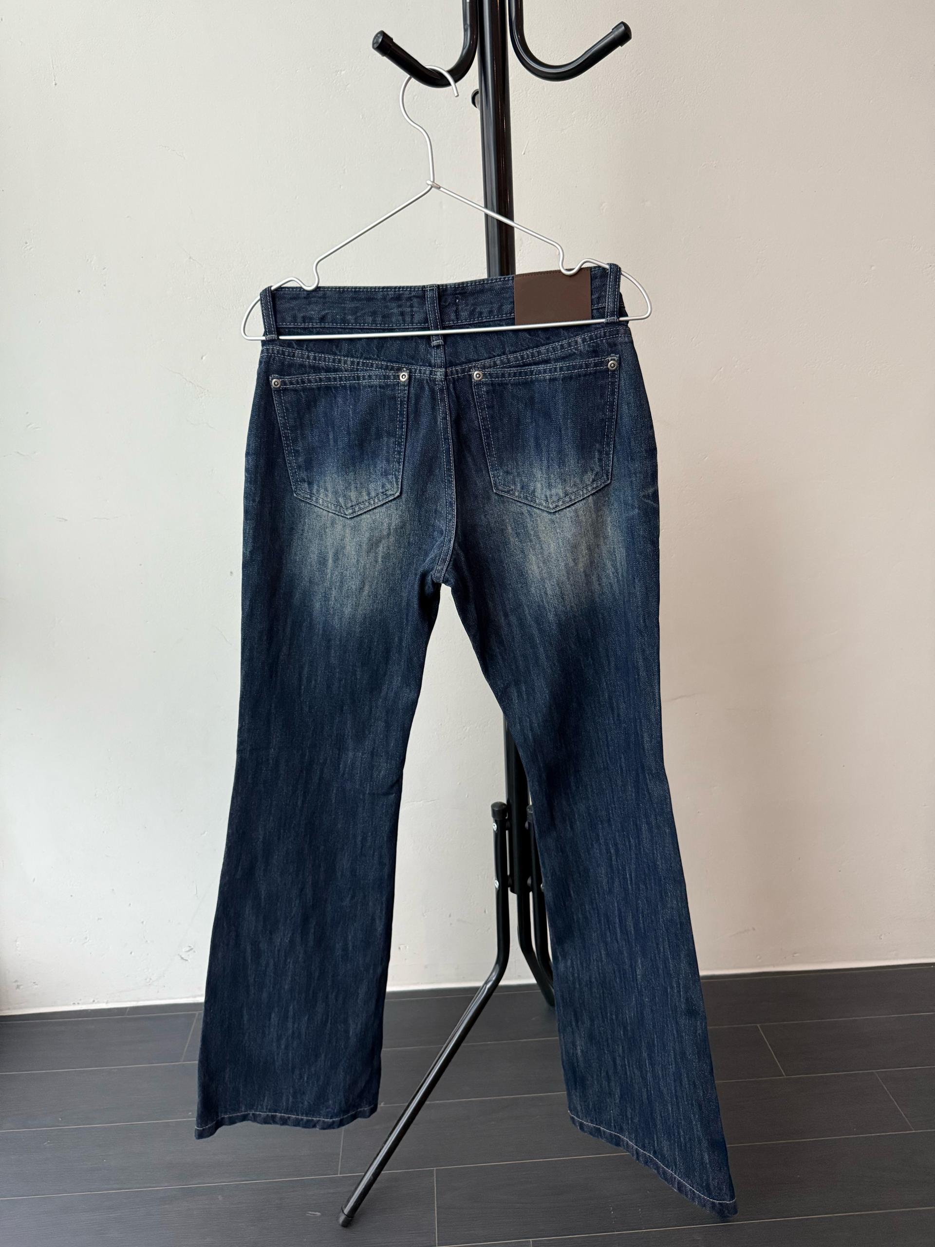 deep blue vintage boots cut
