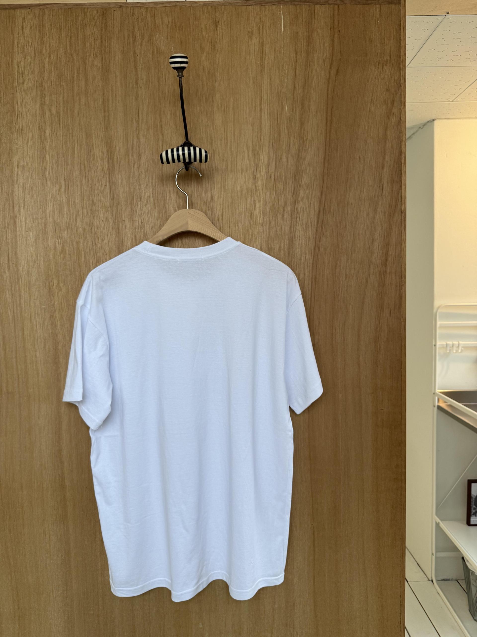 prays T-shirt