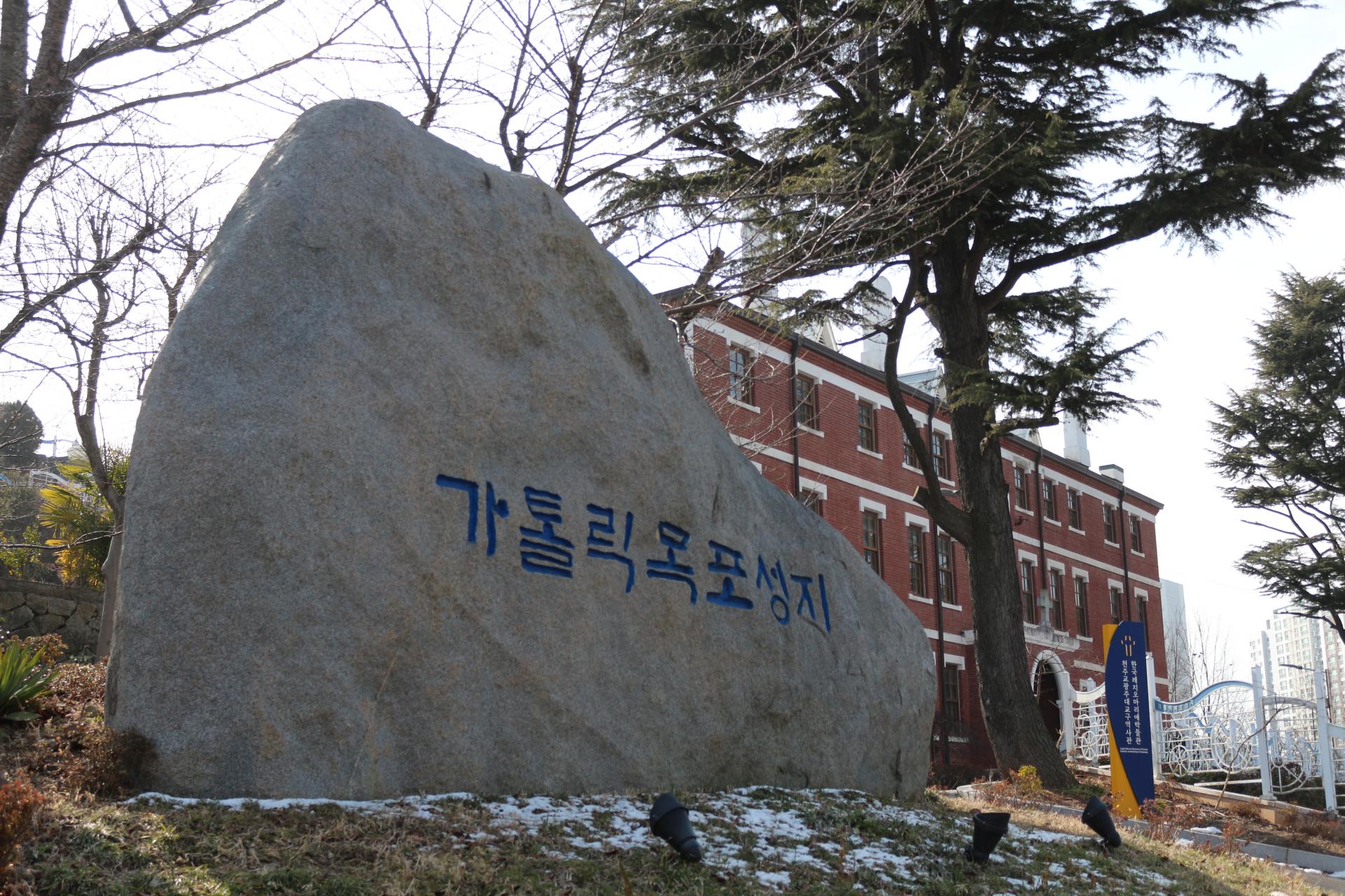 b8857b768ce3e.jpg