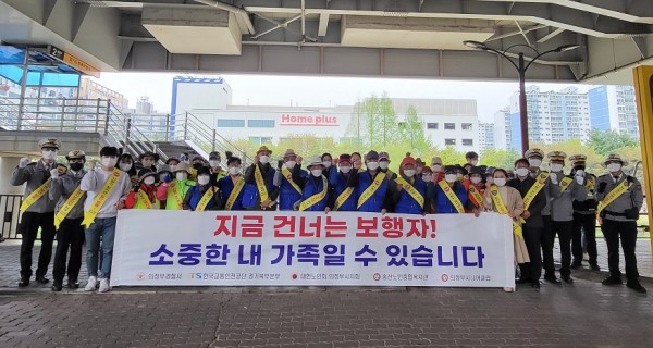 ba1083ef9d2a2.jpg